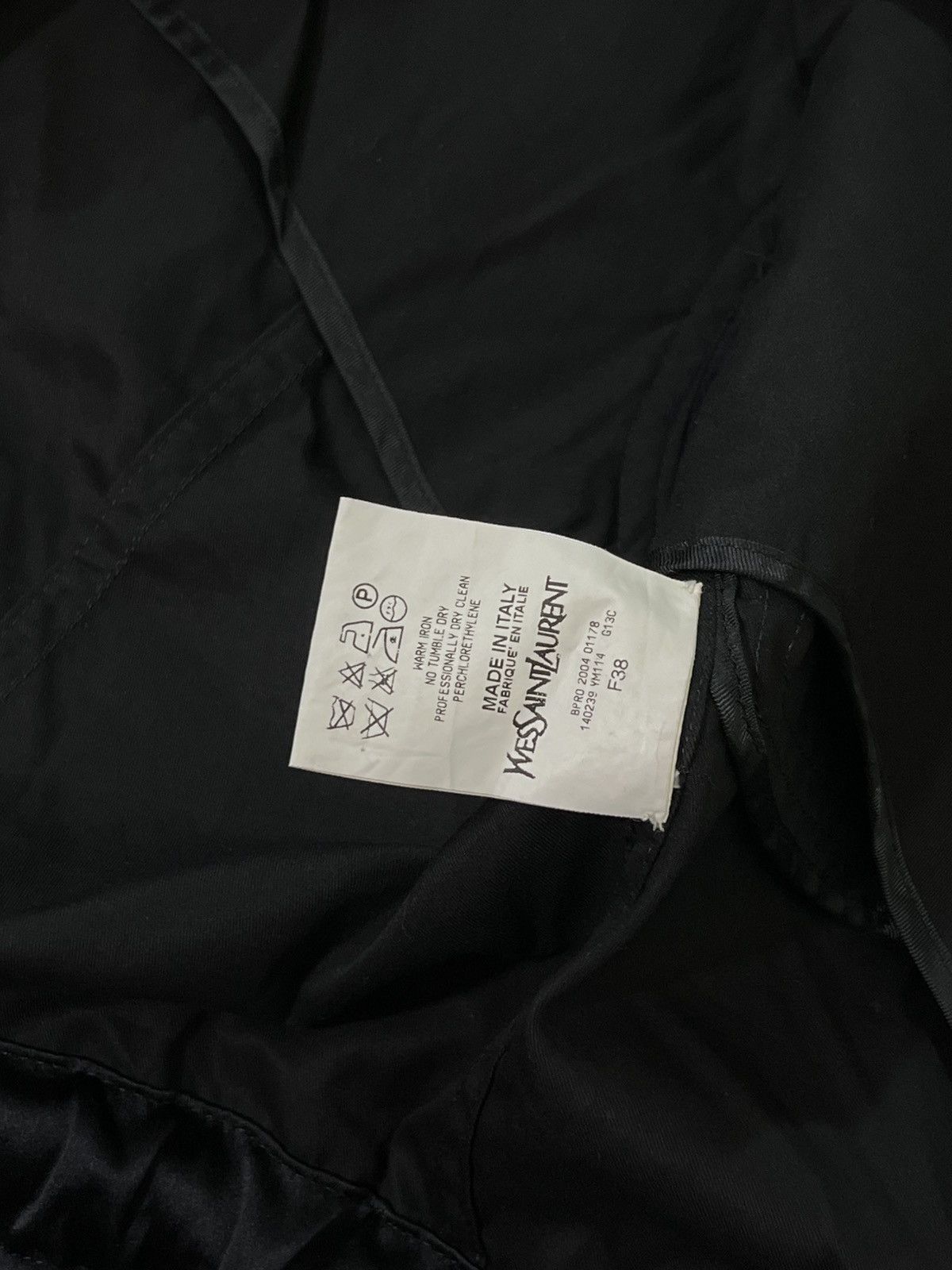 Yves Saint Laurent RARE❤️‍🔥Yves Saint Laurent Tom Ford tailored vest Size ONE SIZE - 4 Thumbnail