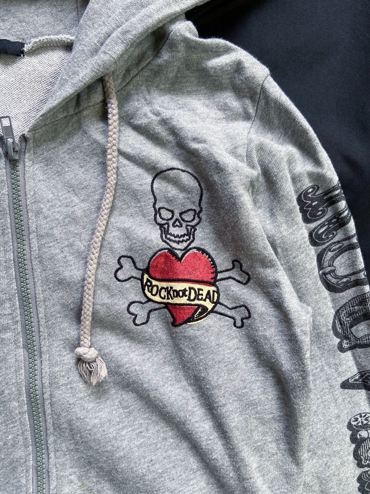 Japanese Brand 🌸ROCK NOT DEAD ZIP HOODIE Size US S / EU 44-46 / 1 - 7 Thumbnail