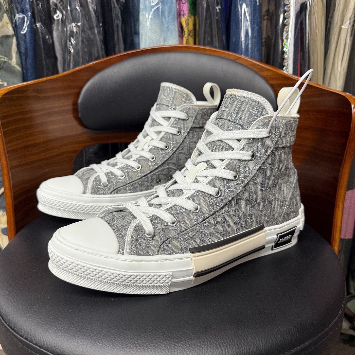 Dior Dior Gray Hitop Sneakers 9 Men Size US 9 / EU 42 - 1 Thumbnail
