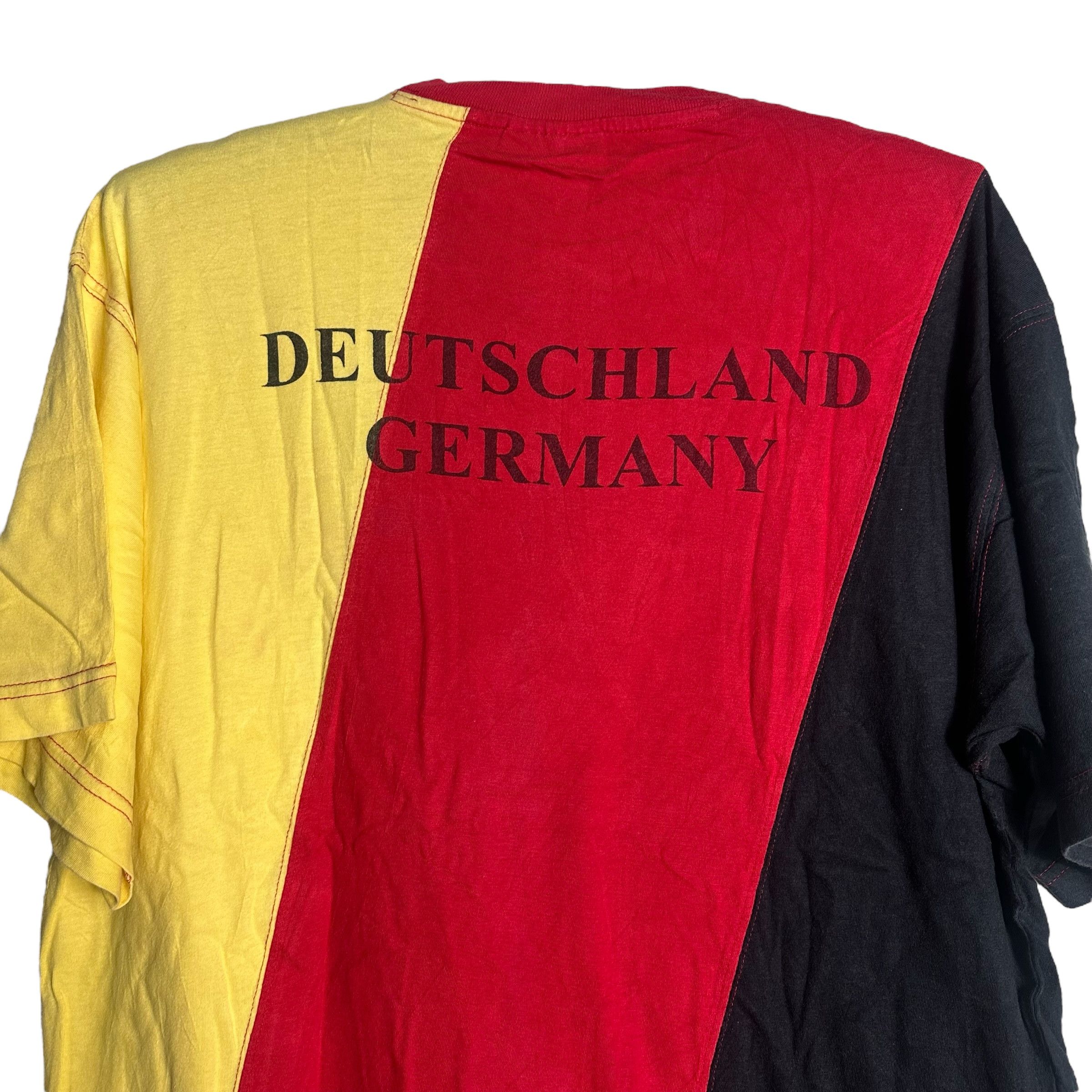Vintage 🔥RARE🔥Vintage 90s Deutschland Germany Flag T-shirt Size US L / EU 52-54 / 3 - 4 Thumbnail