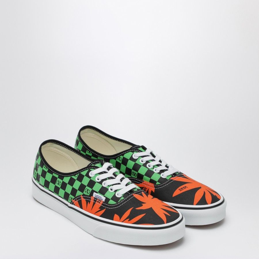 Valentino o1d2blof1025 Low-Top Sneakers in Multicolor Size US 9 / EU 42 - 2 Thumbnail