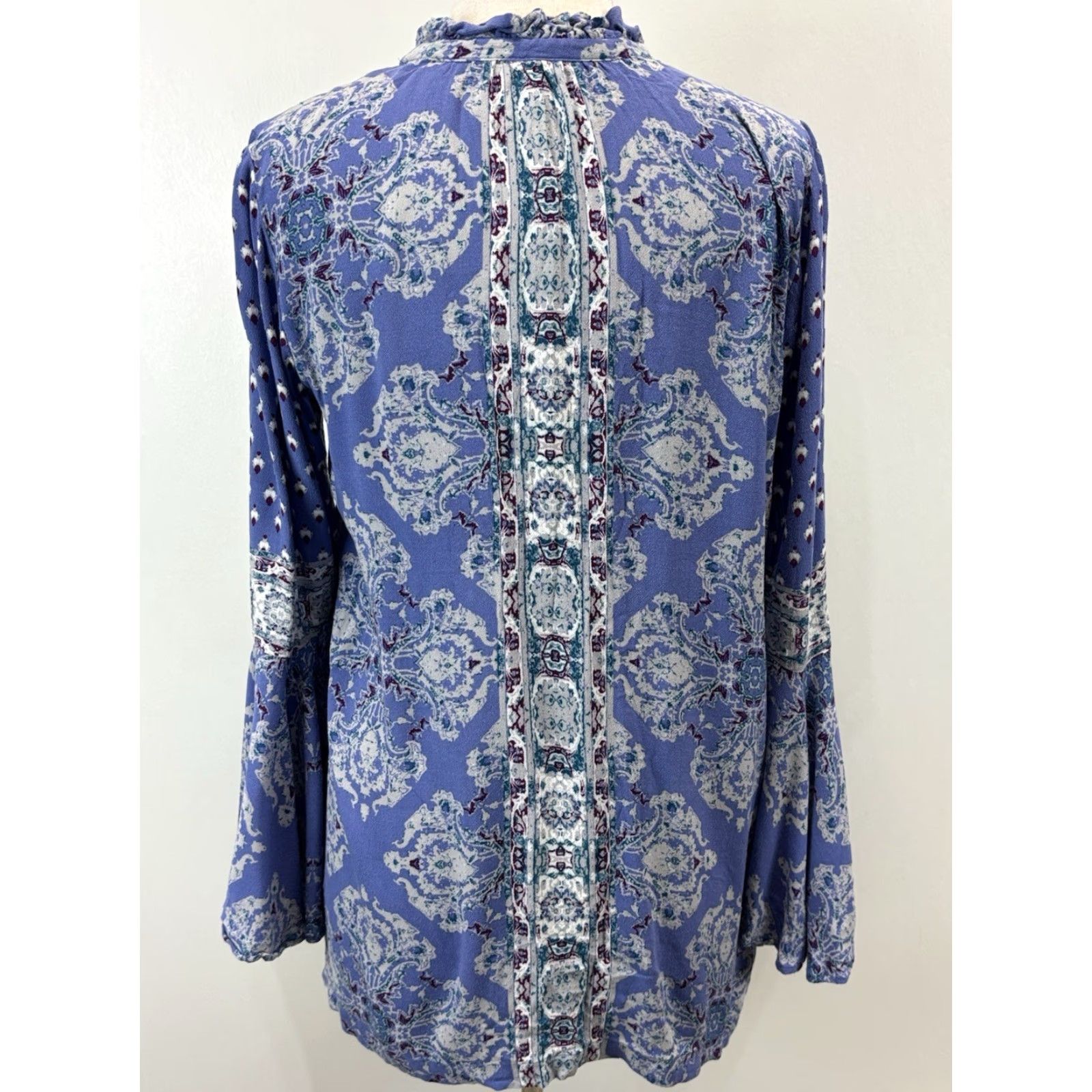 Free People VINTAGE Free People Tunic Blouse Womens Small Bohemian Peasant Long Sleeve Bell Sleeves Rayon Blue 90s Casual Size S / US 4 / IT 40 - 3 Thumbnail