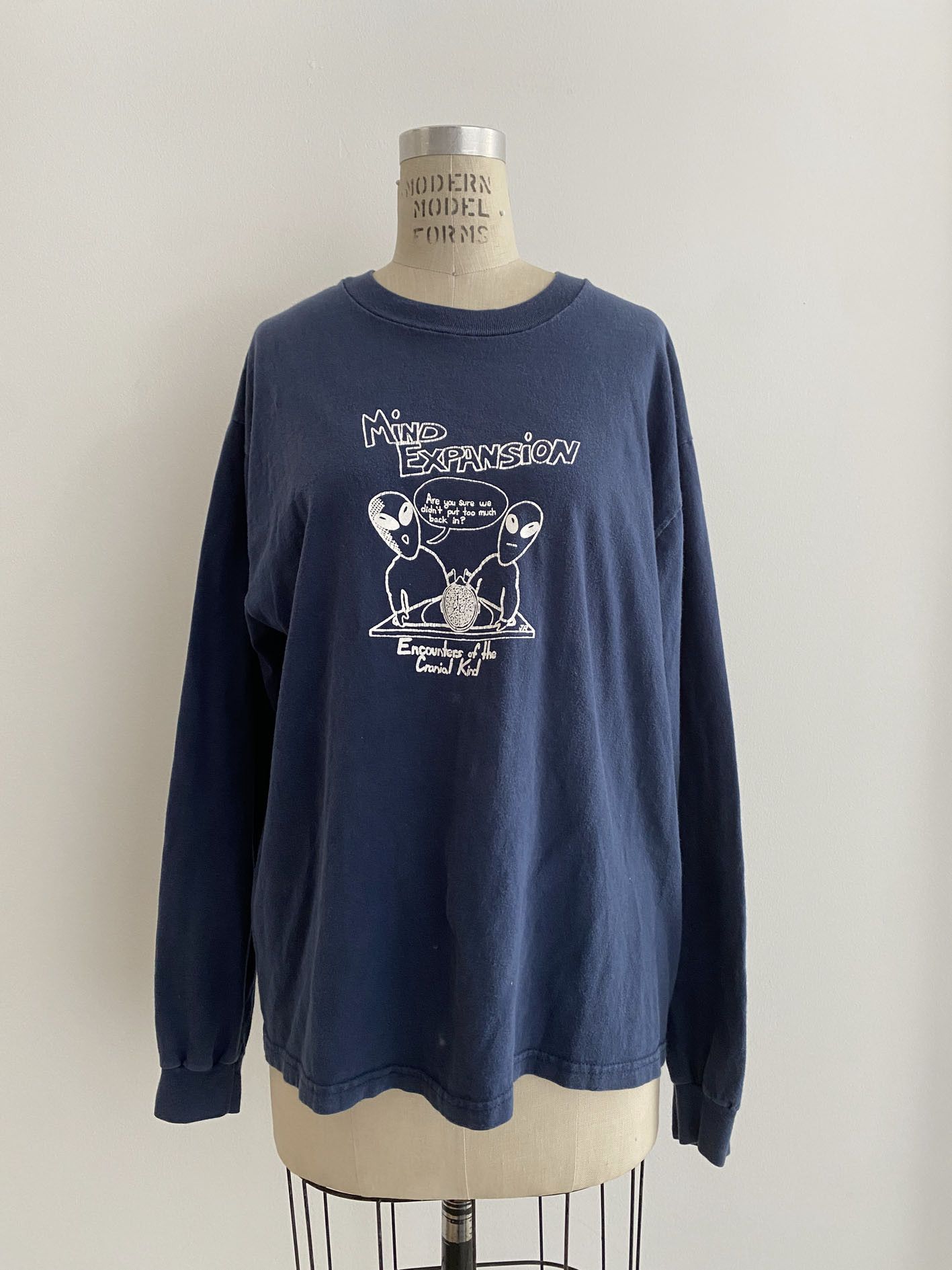 Vintage 90s Vintage Alien Human experimentation T-shirt Size US L / EU 52-54 / 3 - 1 Thumbnail