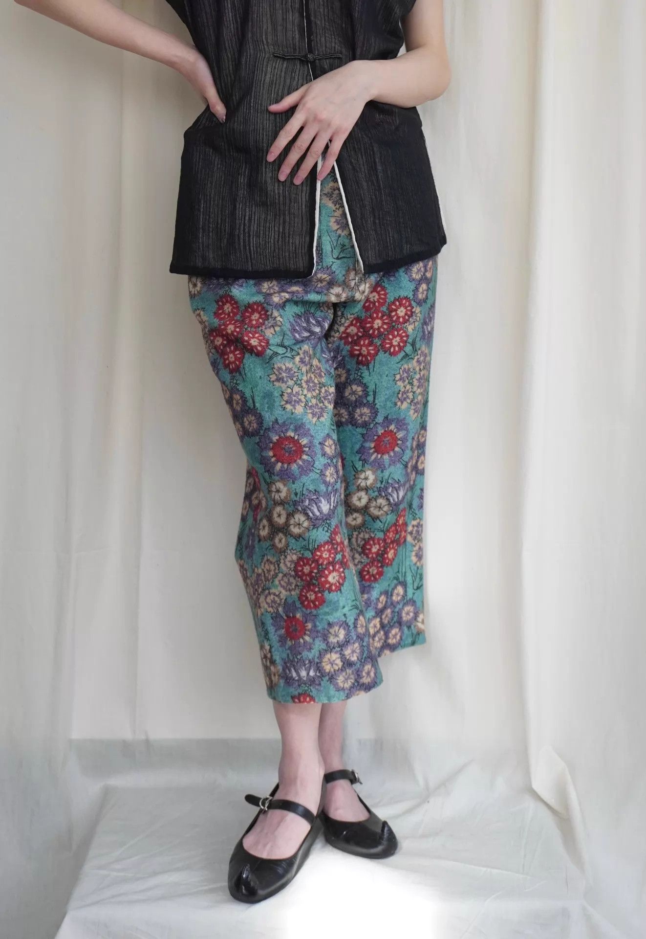 Yohji Yamamoto Yohji Yamamoto 04aw Ethnic Flower Print Wide 7/8 Pants Size 26" / US 2 / IT 38 - 7 Thumbnail