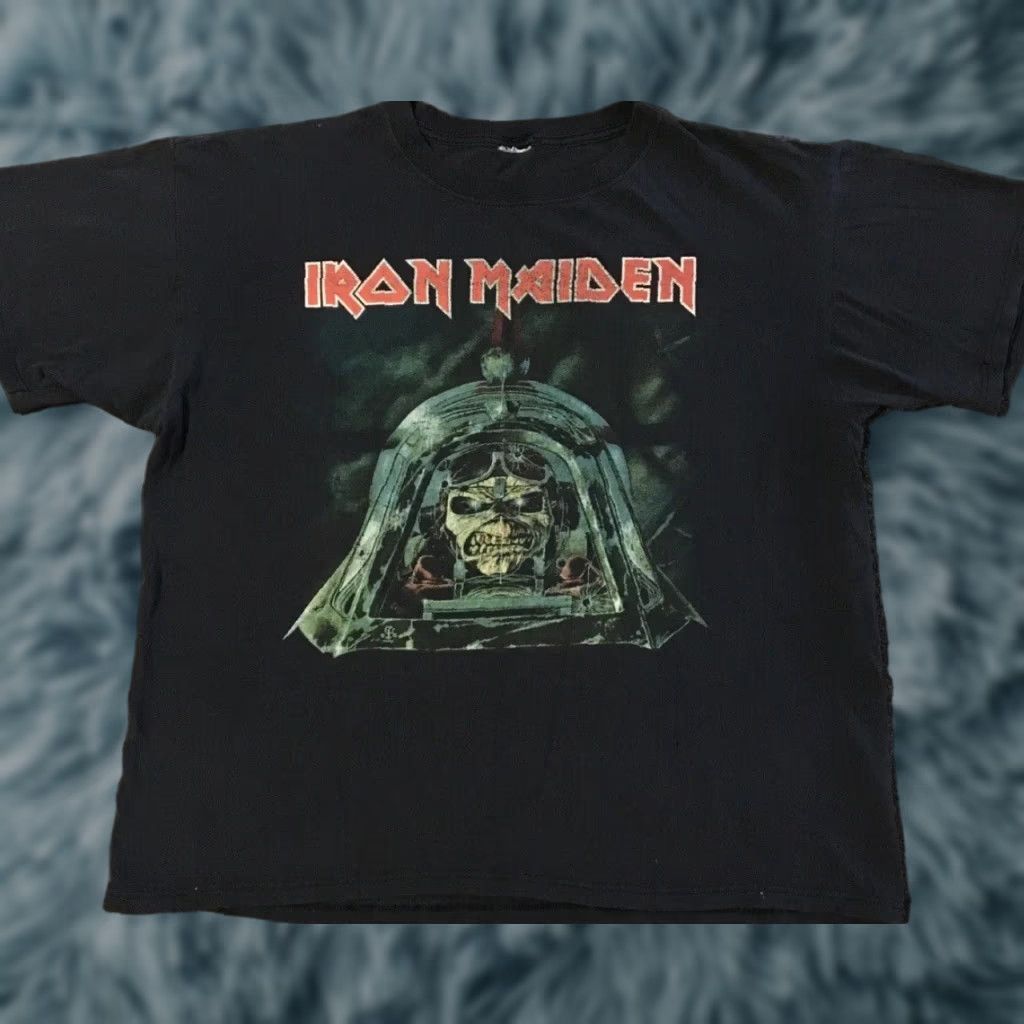 Vintage VINTAGE Iron Maiden Somewhere Back In Time Tour Shirt L Mens Black 2008 Grunge 90s Boxy Distressed World Tour Concert Shirt Size US L / EU 52-54 / 3 - 1 Thumbnail