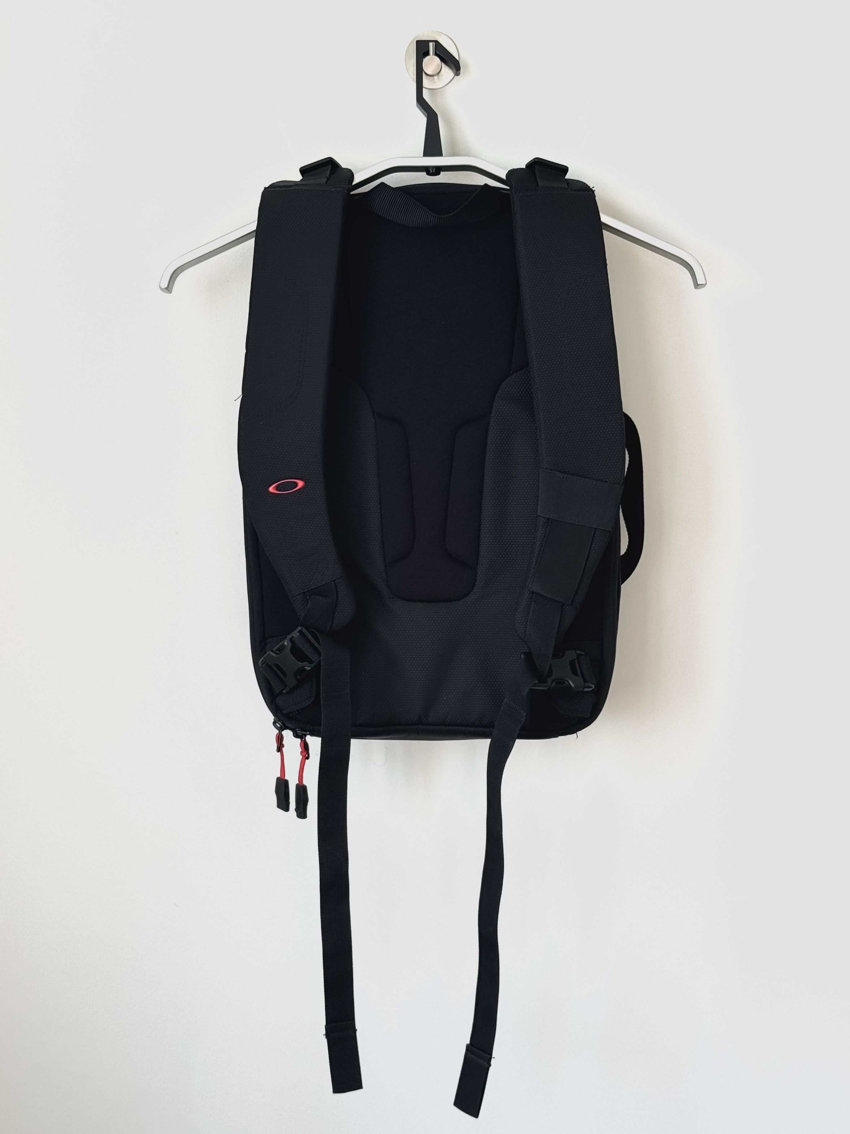 Oakley Oakley Motion Tech 2.0 Hardshell Backpack Size ONE SIZE - 3 Thumbnail