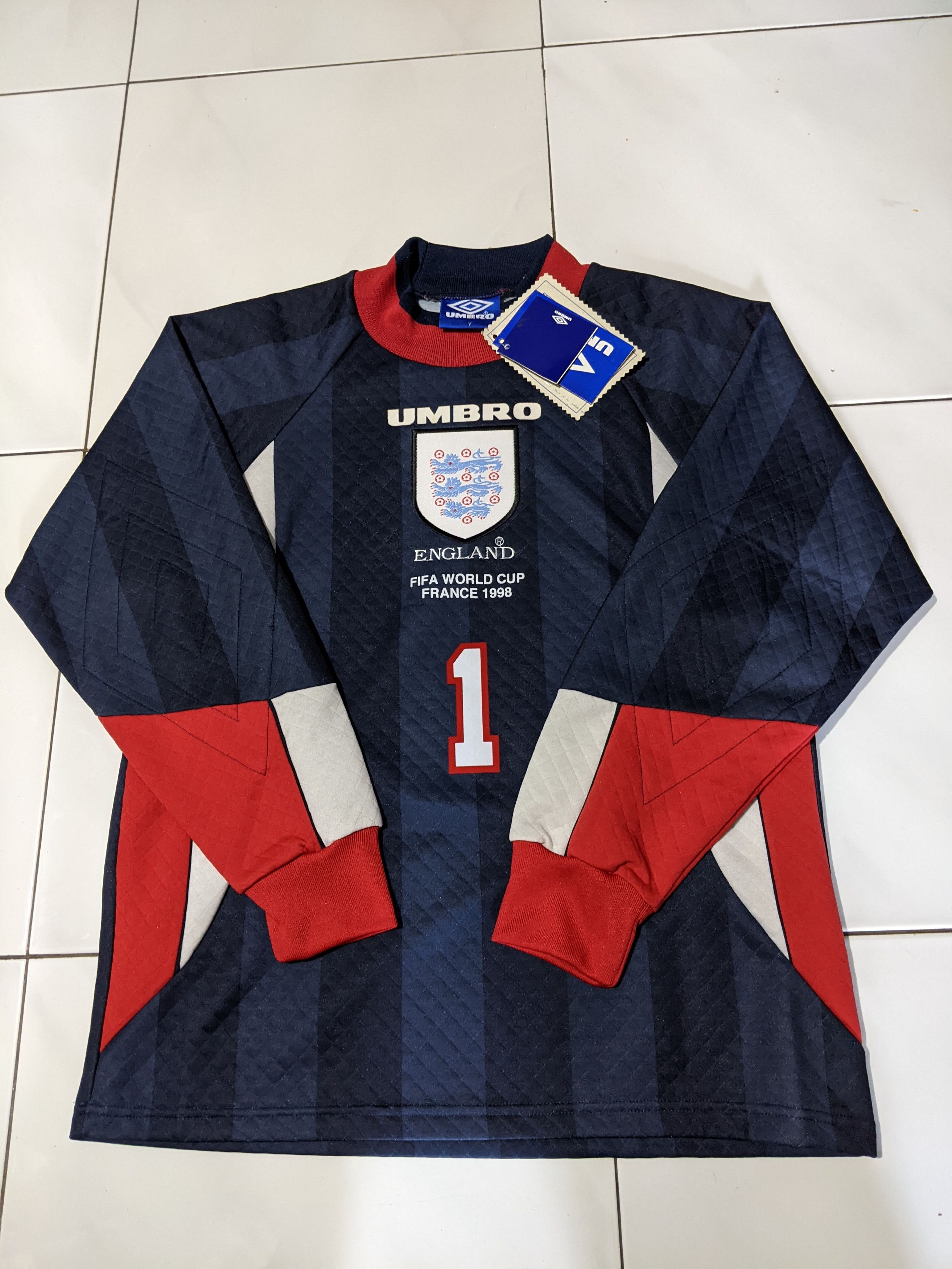 Umbro England 1997-98 Away Goalkeeper seaman football shirt Size US S / EU 44-46 / 1 - 1 Thumbnail
