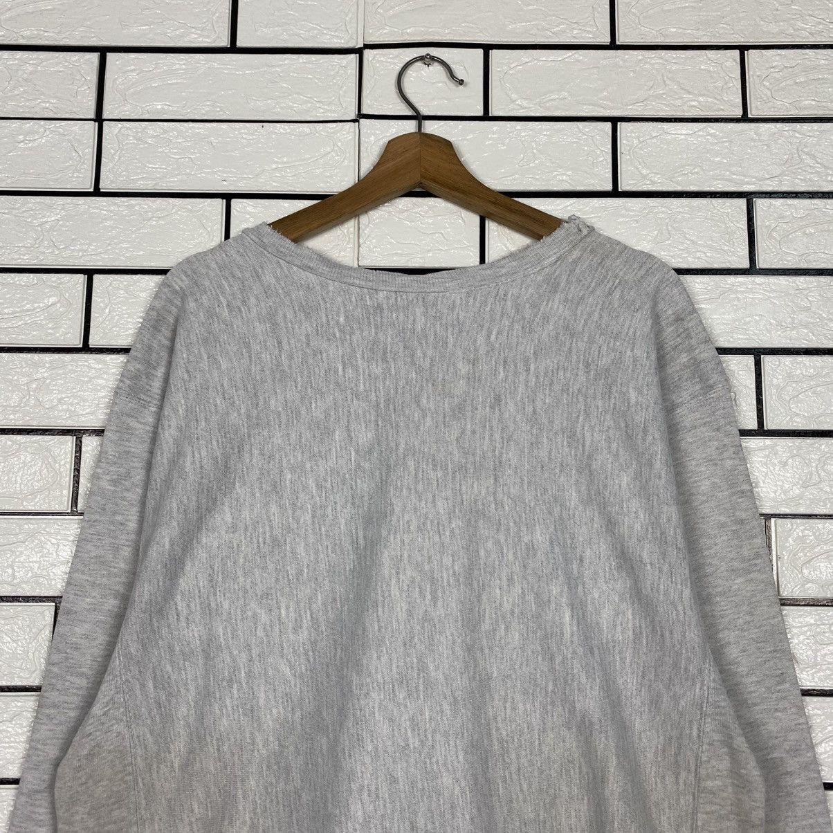 Champion Vintage Sweatshirt Champion Reverse Weave Distressed Trashe Size US M / EU 48-50 / 2 - 10 Thumbnail