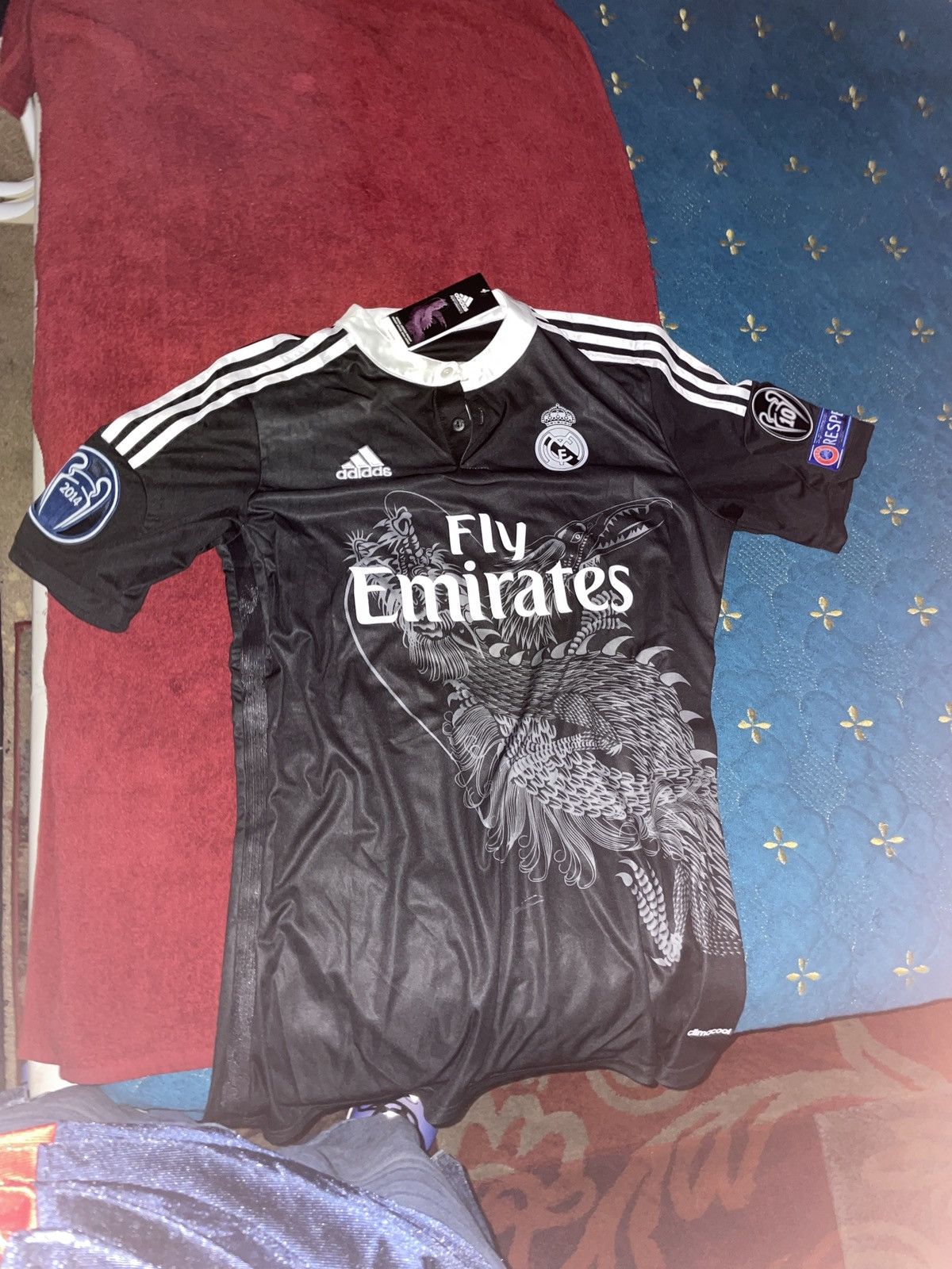 image of Real Madrid x Soccer Jersey 14/15 Cristiano Ronaldo Jersey in Black, Men's (Size Large)
