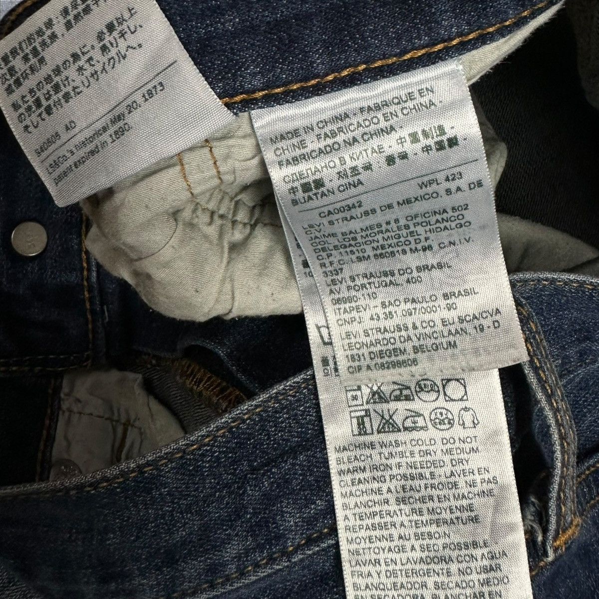 Levi's × Vintage Vintage Levi’s 501 Washed Jeans Denim Pants Navy Blue w32 Size US 32 / EU 48 - 9 Thumbnail