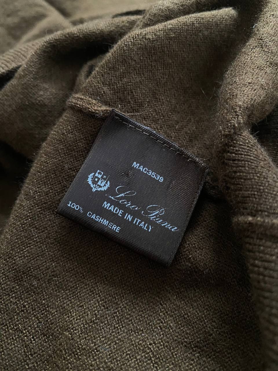 Loro Piana Loro Piana Cashmere Scollo V-Neck Sweater Men Size US XL / EU 56 / 4 - 5 Thumbnail