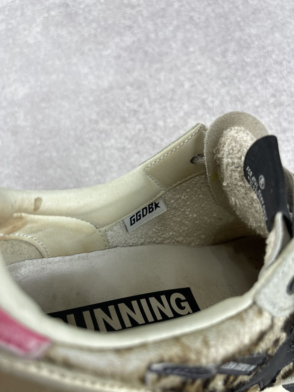 Golden Goose Golden Goose Leopard Print Running Sneakers Size 38 Size US 8 / IT 38 - 19 Thumbnail