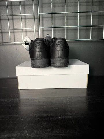 Nike Nike Air Force 1 Low '07 (Black) **PRE-OWNED** - Size 9 Size US 9 / EU 42 - 3 Thumbnail