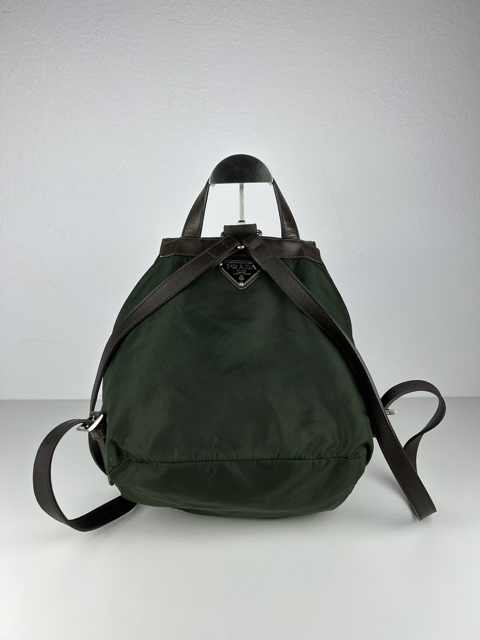 Prada Vintage Prada nylon and leather triangle logo cargo backpack Size ONE SIZE - 2 Thumbnail
