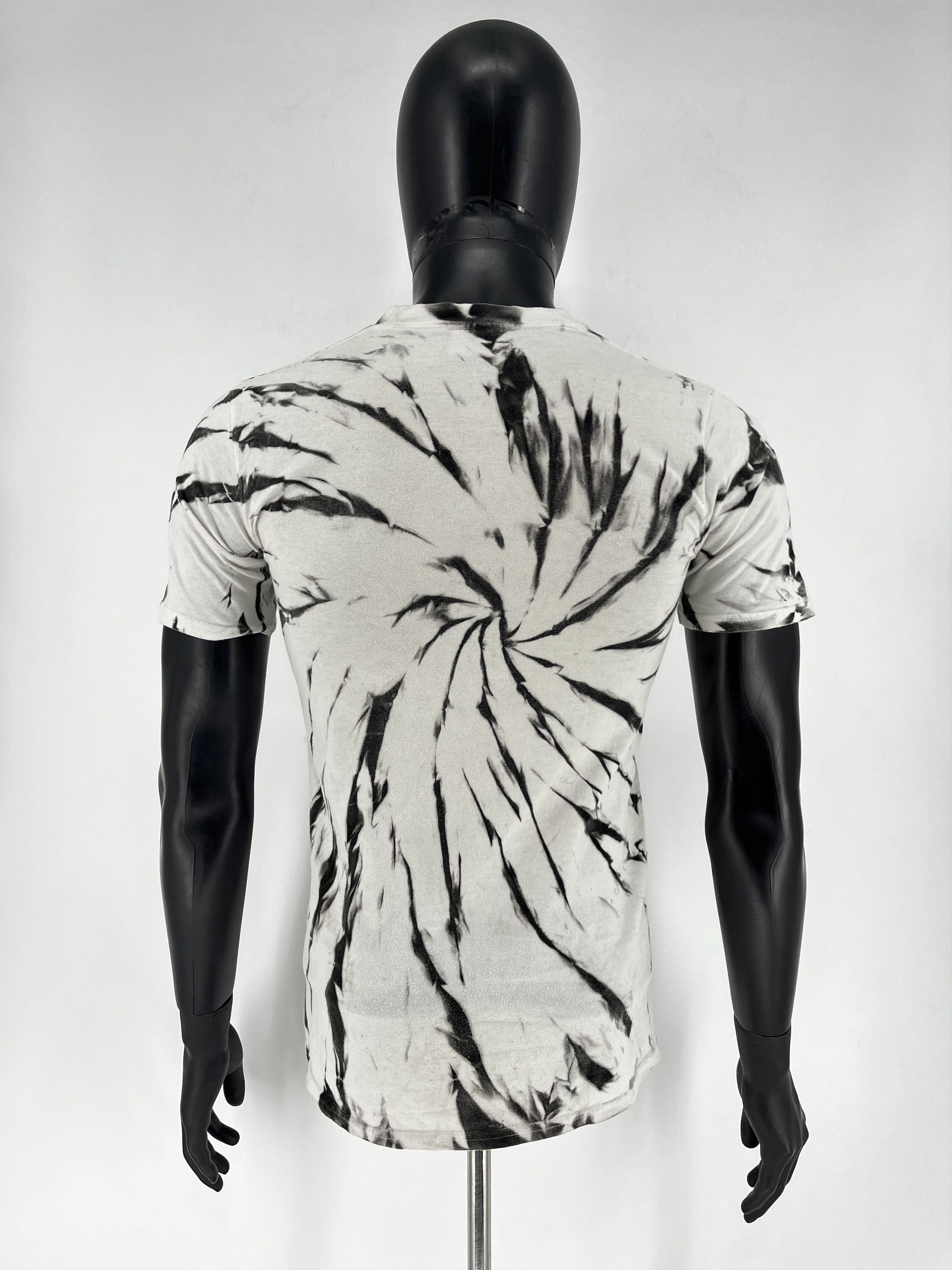 Vintage Vintage Y2k Washed AvantGarde Tribal Tee Streetwear Size US S / EU 44-46 / 1 - 9 Thumbnail
