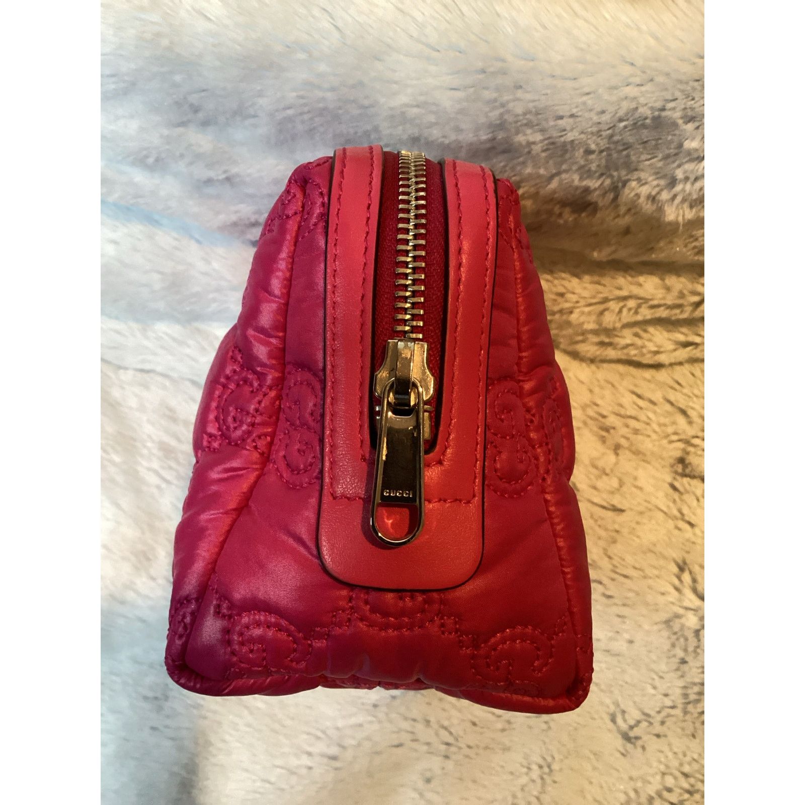 Gucci AUTHENTIC GUCCI GG Matelassé beauty case with dust bag Size ONE SIZE - 6 Thumbnail