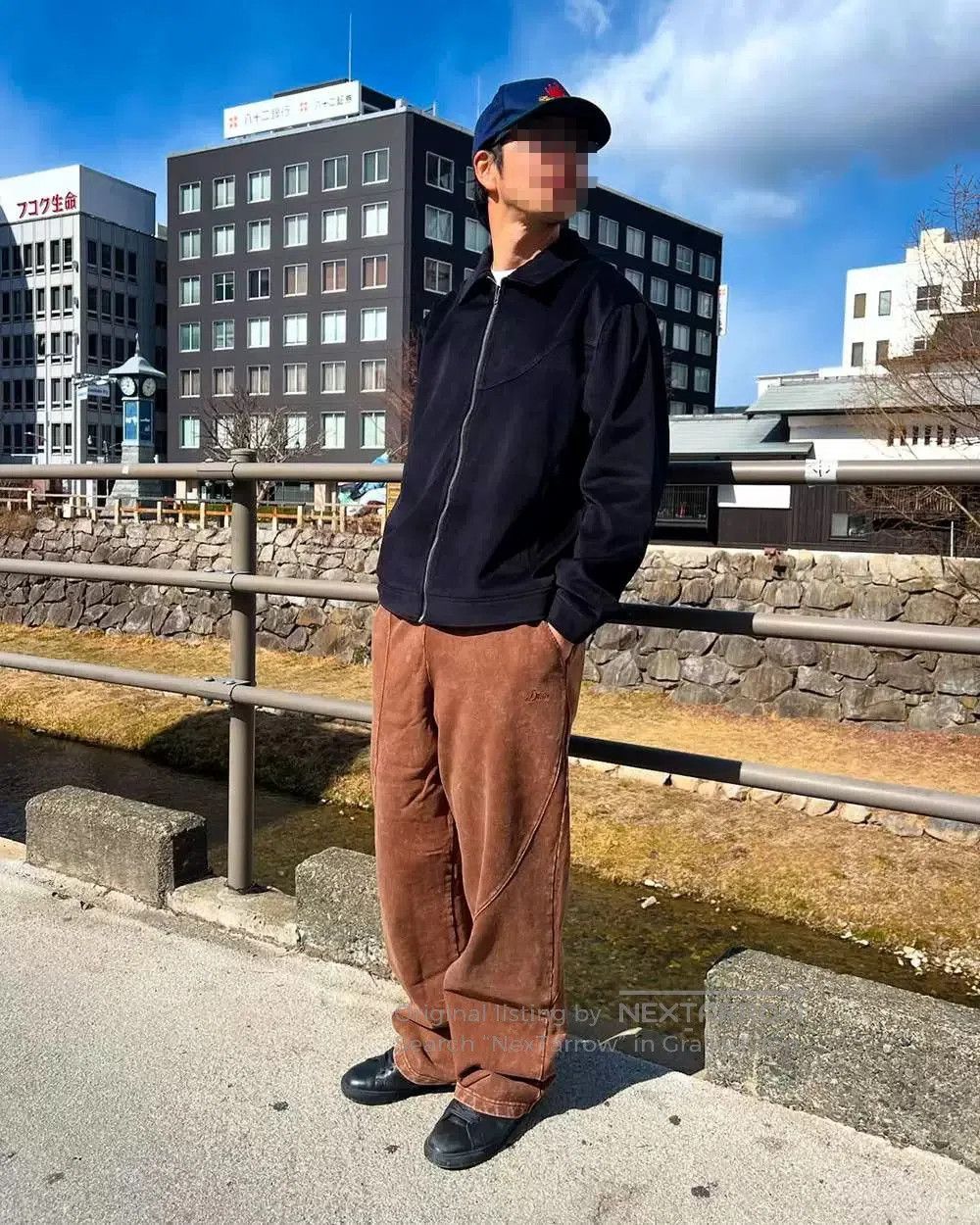 dime cyclone french terry pants in brown.