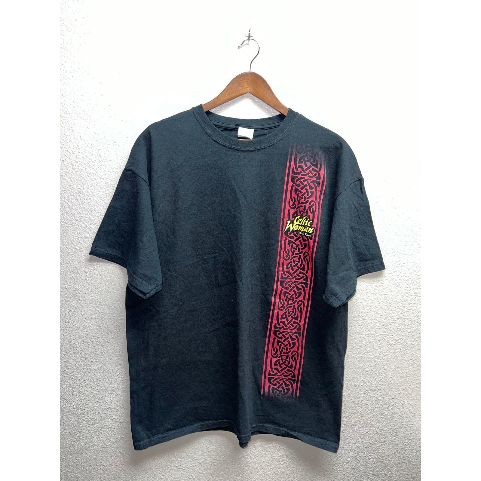 Gildan Y2K Local Crew Celtic Woman Shirt Black Tour Concert 2000s X Size US XL / EU 56 / 4 - 1 Thumbnail