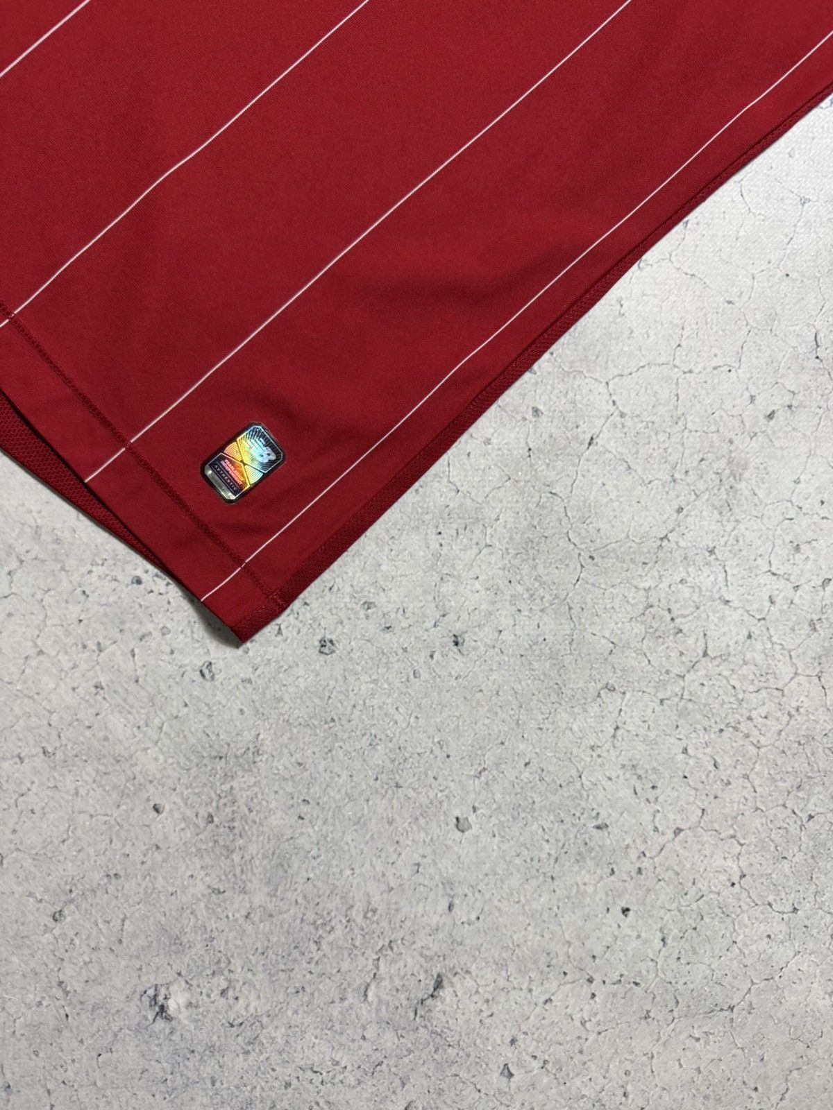New Balance New Balance FC Liverpool 2019/2020 Soccer Jersey Size US L / EU 52-54 / 3 - 4 Thumbnail