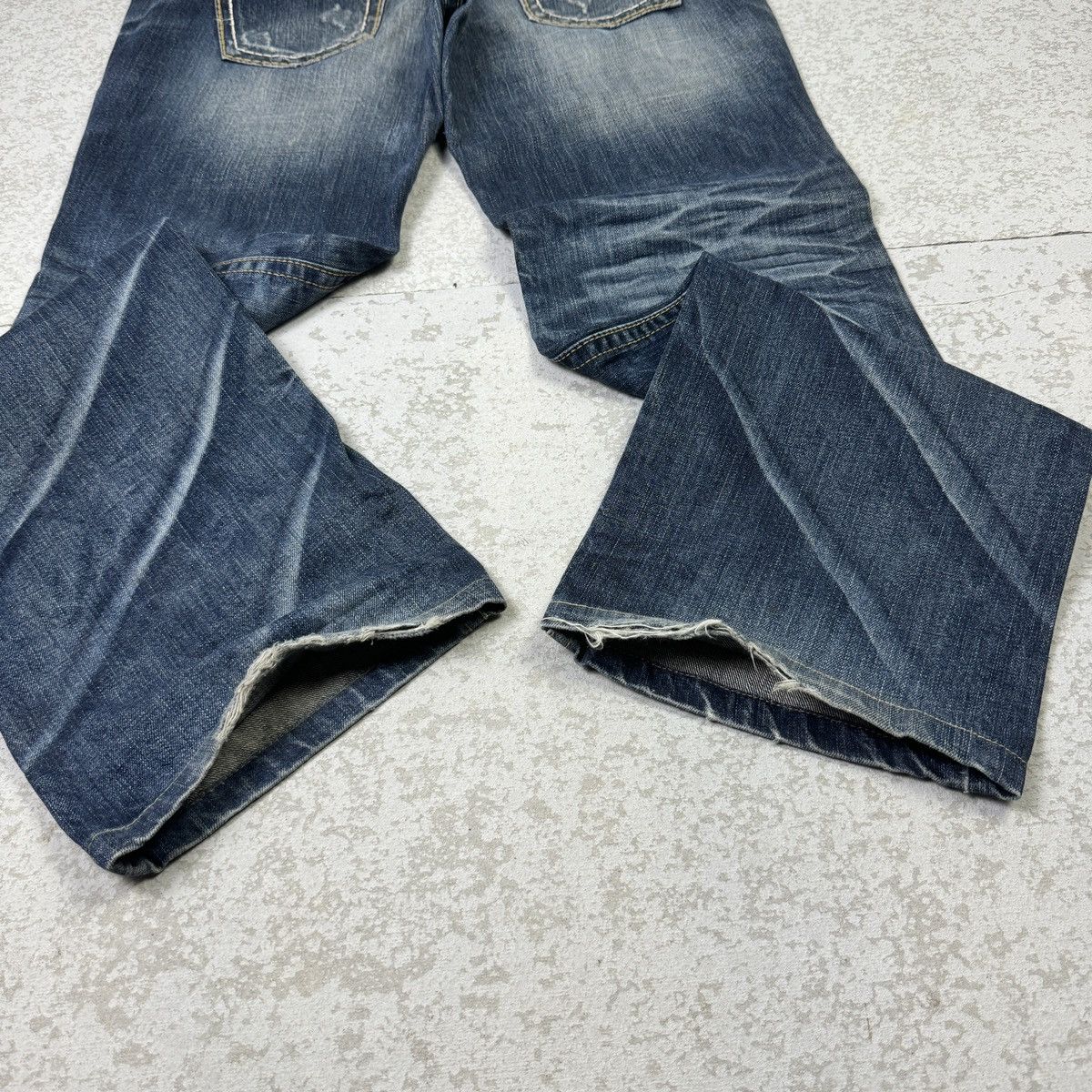 If Six Was Nine Distressed - 2000s Lolita Washed Blue Jeans Size US 36 / EU 52 - 7 Thumbnail