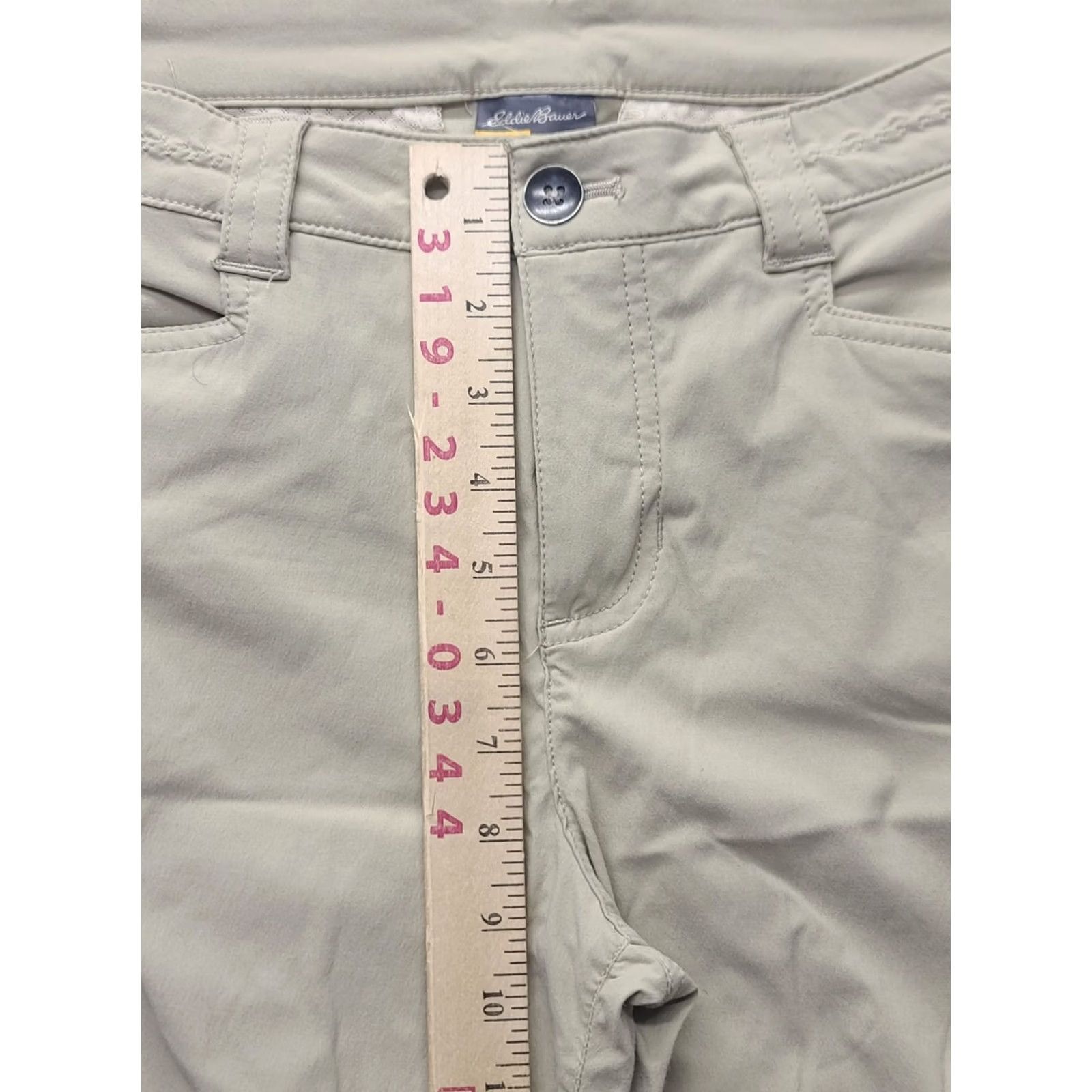 Eddie Bauer Eddie Bauer Travex Capris Womens 8 Capris Beige Nylon Moisture Wicking Pockets Travel Spring Summer Fall Casual Workwear Mens? Ladies? Size ONE SIZE - 4 Thumbnail
