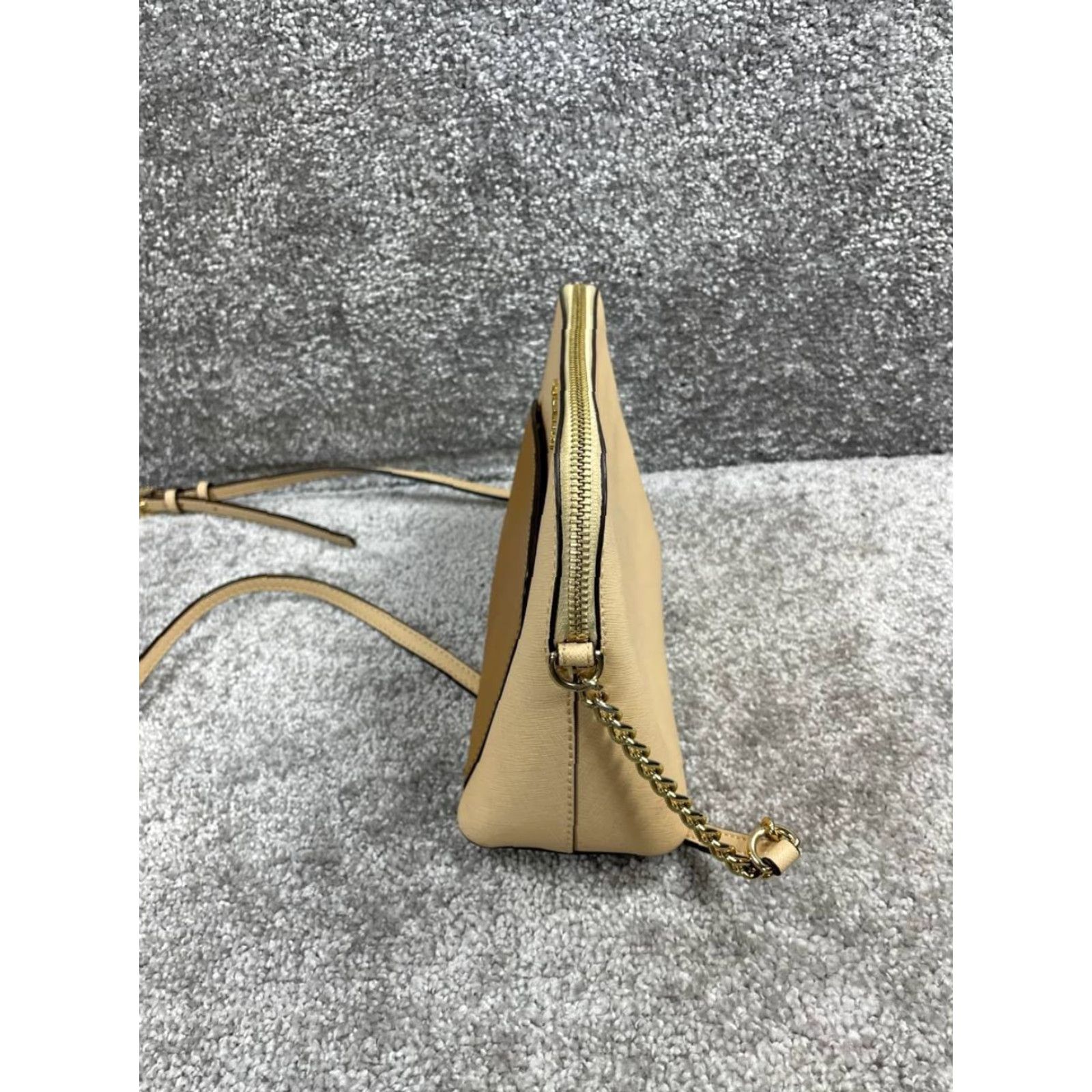Michael Kors Michael Kors Jet Set Crossbody Bag Womens Leather Adjustable Chain Strap Peanut Brown Beige 8.5in 7in Medium Size ONE SIZE - 3 Thumbnail