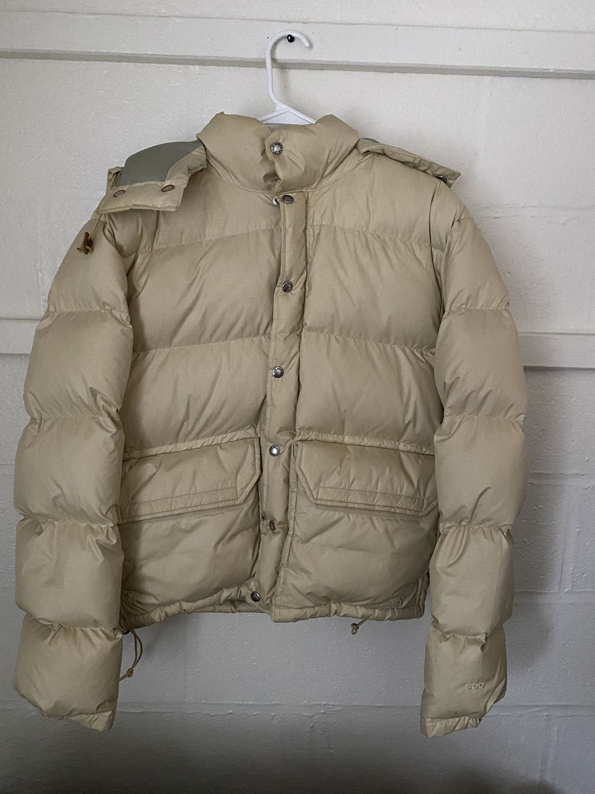 image of The North Face 600 in Cream, Men's (Size Medium)