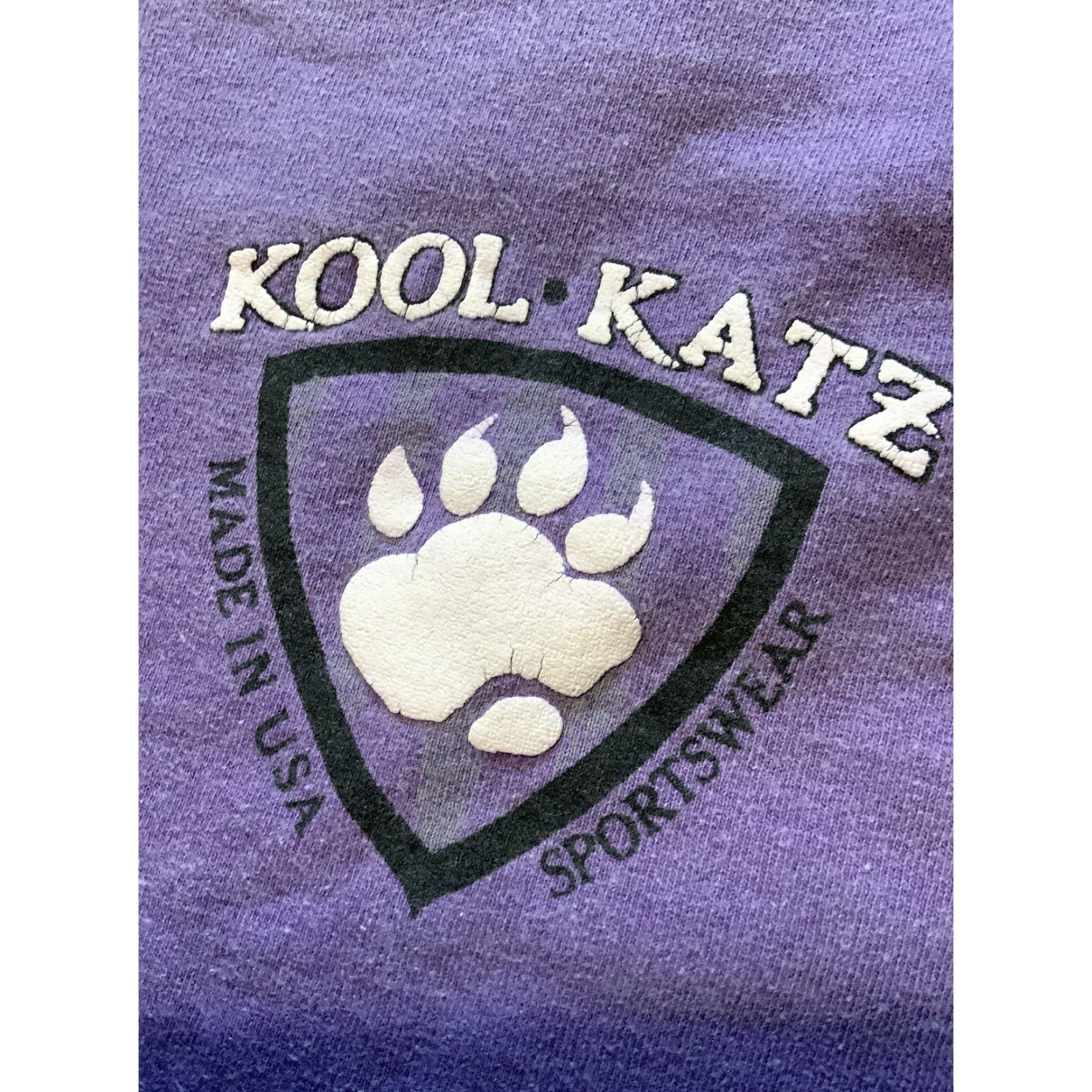 Vintage VINTAGE Kool Katz Purple Heavy Cotton Crewneck T-Shirt Sz. L Paw Puff Print 90s Made In USA Mens/Womens Size US L / EU 52-54 / 3 - 2 Thumbnail