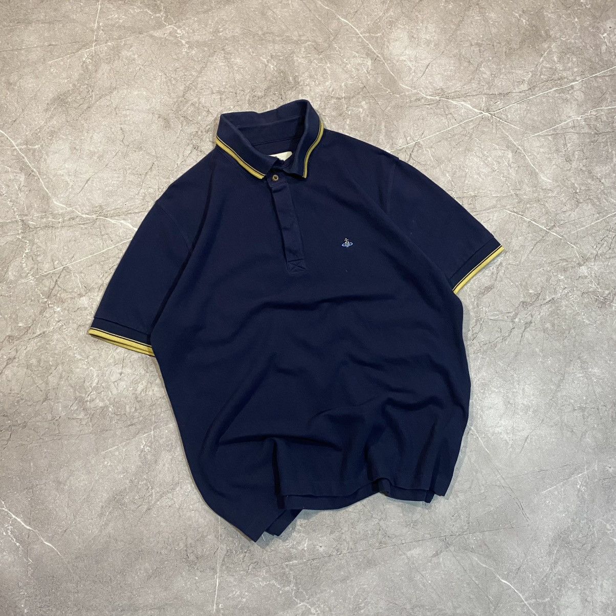 Vivienne Westwood VINTAGE VIVIENNE WESTWOOD POLO TEE SMALL LOGO Size US XL / EU 56 / 4 - 1 Thumbnail