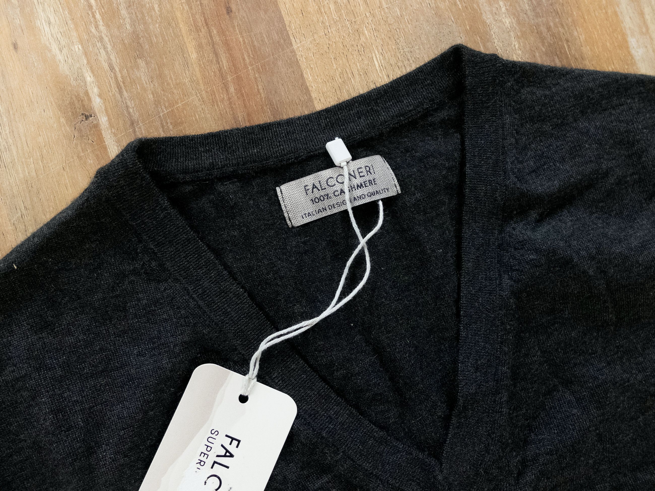 Other FALCONERI dark gray cashmere v-neck sweater Large Size US L / EU 52-54 / 3 - 2 Thumbnail