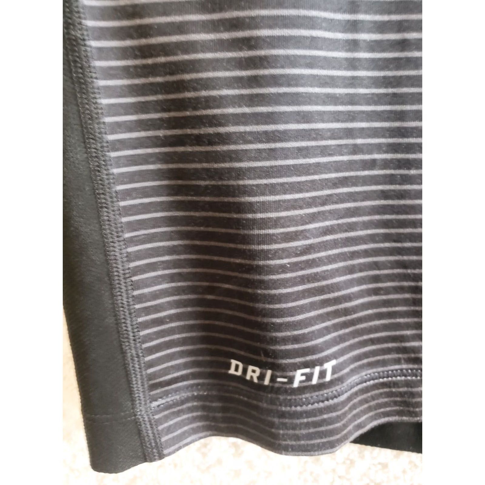 Nike Nike Tiger Woods Collection Polo Men M Black/Gray/Green Striped Fade Pattern Shirt Size US M / EU 48-50 / 2 - 6 Thumbnail