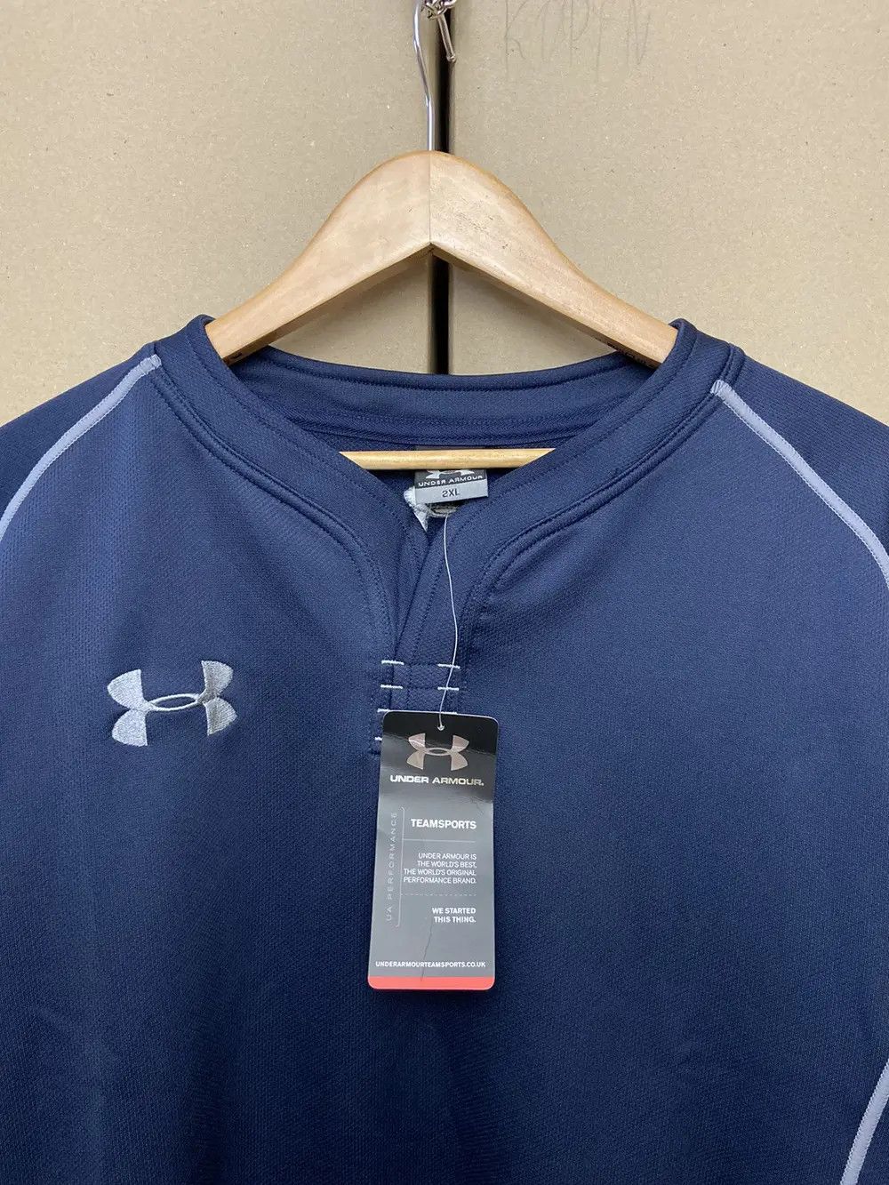 Under Armour NEW NWT UNDER ARMOUR T SHIRT TEE Y2K DRILL DRIP TRAINING SKA Size US XXL / EU 58 / 5 - 6 Thumbnail