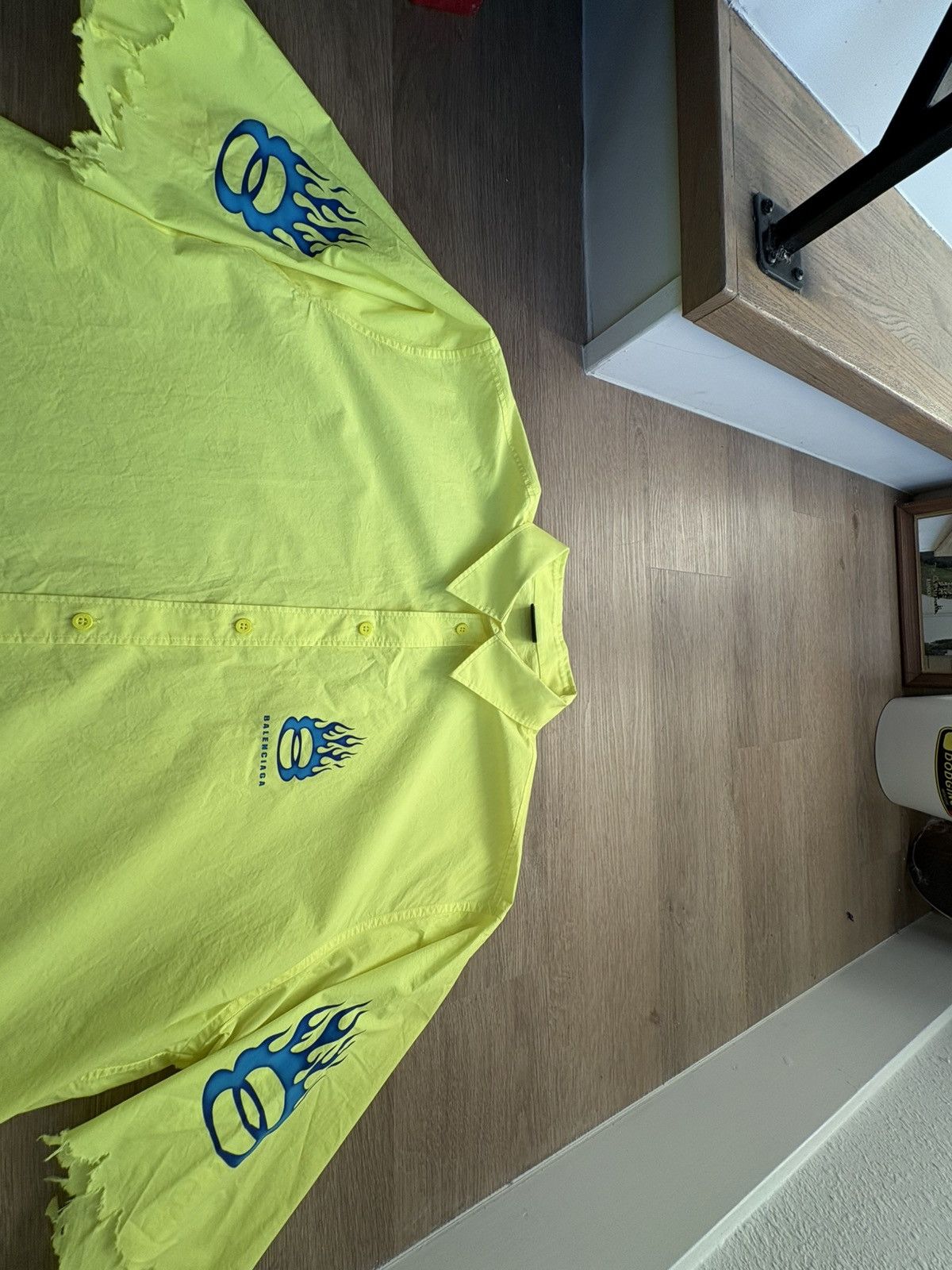 Balenciaga BALENCIAGA Neon yellow Flame shirt Size US M / EU 48-50 / 2 - 3 Thumbnail