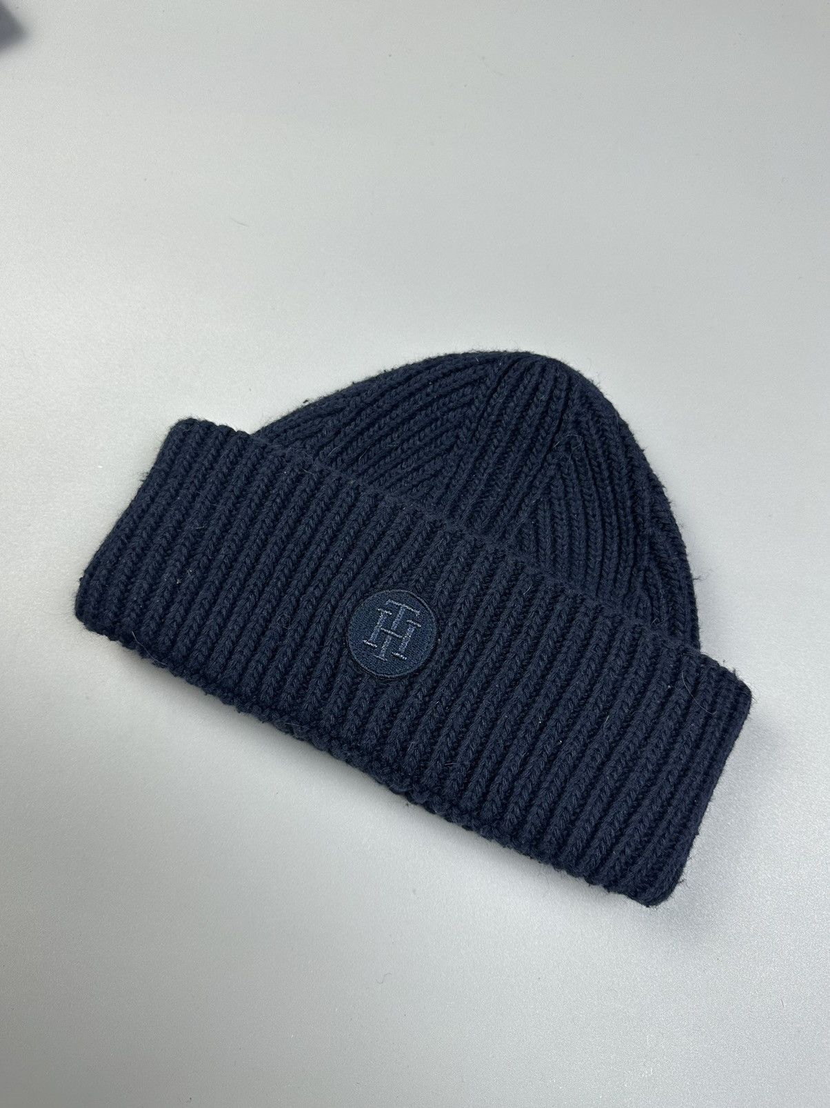 Tommy Hilfiger Tommy Hilfiger Blue Thick Knit Blue Logo Hat Size ONE SIZE - 1 Thumbnail