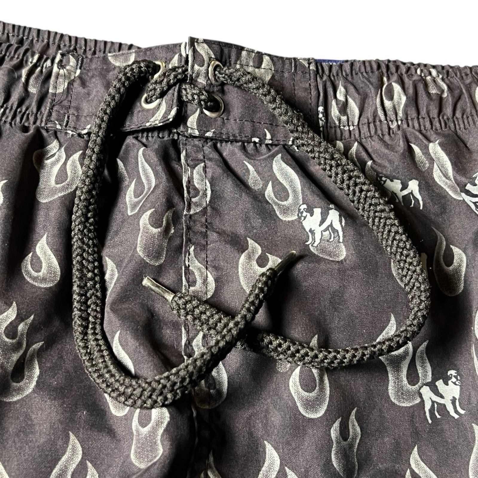 Big Dogs VTG BIG DOGS Shorts Men 5X Multicolor Flames Swim Trunks AOP Size US 44 / EU 60 - 5 Thumbnail