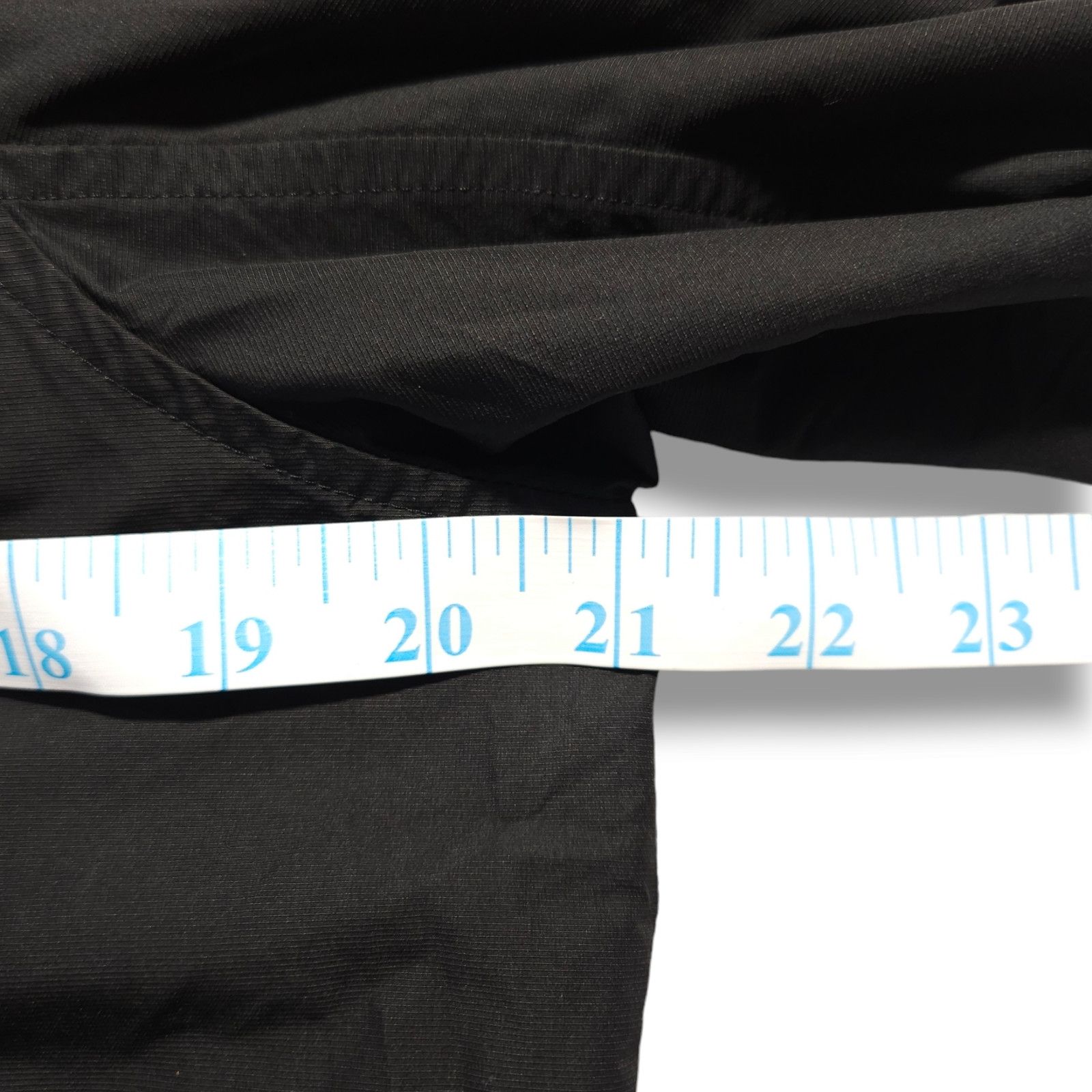 Lululemon EUC Lululemon Half-Zip Running Water-Repellent Jacket Sz. 4 Size S / US 4 / IT 40 - 12 Thumbnail
