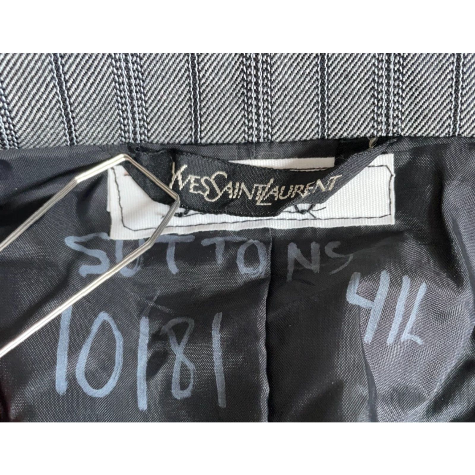 Yves Saint Laurent VINTAGE Yves Saint Laurent Blazer Jacket Mens 41 Long Gray Pinstripe Wool 2 Piece Notch Lapel One-Button Casual Business 80s Size 42R - 3 Thumbnail