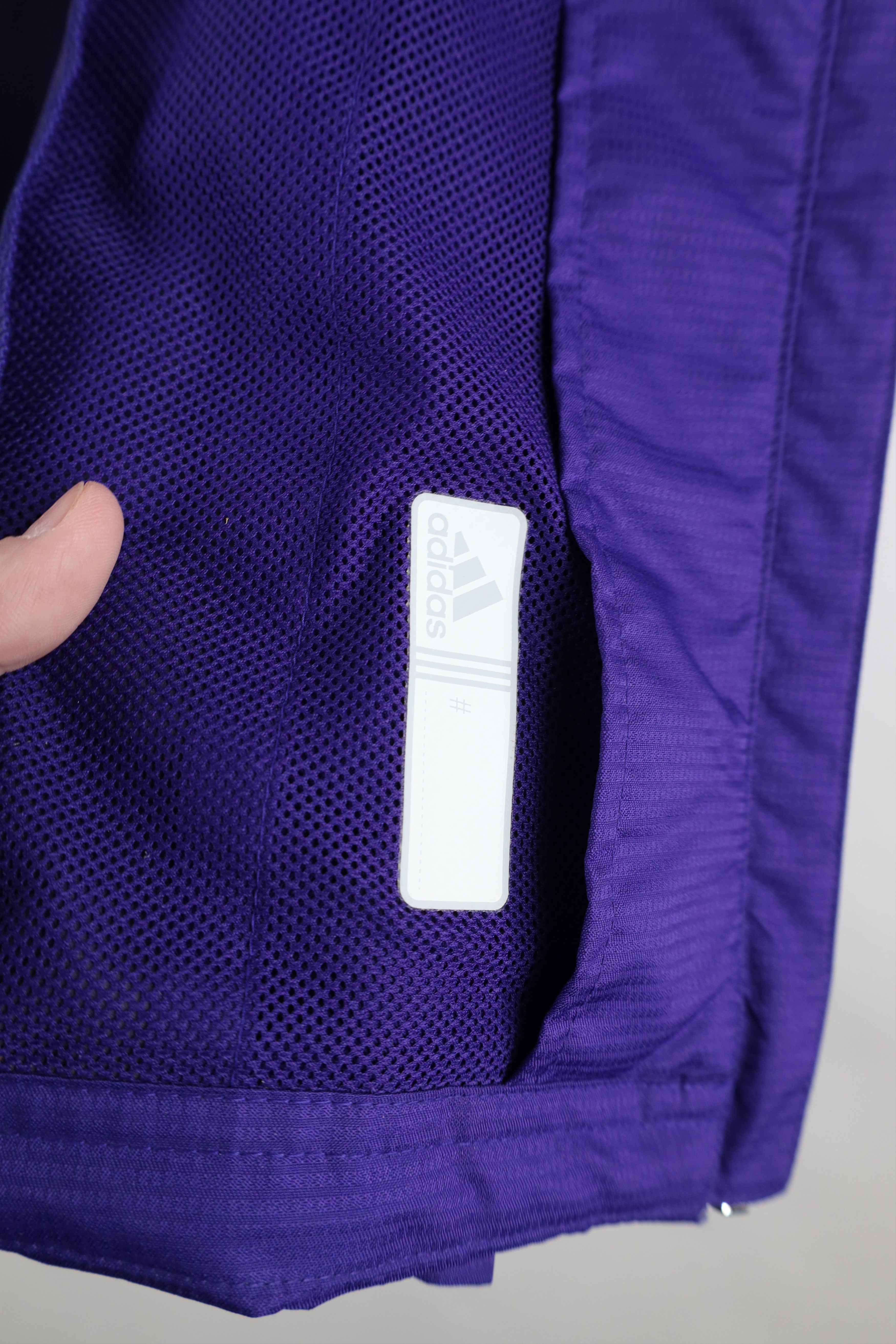 Adidas Vintage Adidas Spell Out Full Zip Hooded Jacket Purple White Size M / US 6-8 / IT 42-44 - 11 Thumbnail