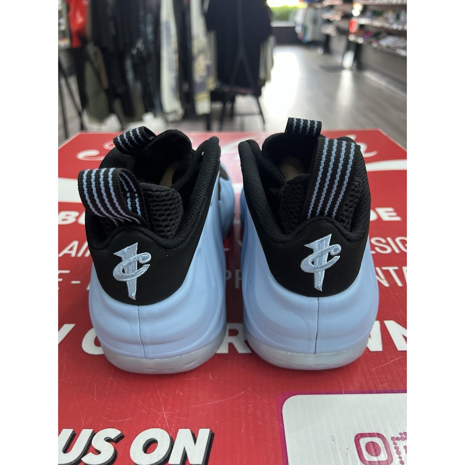 Nike Nike Air Foamposite One Psychic Blue Size 8.5 (HJ6014-400) Size US 8.5 / EU 41-42 - 5 Thumbnail