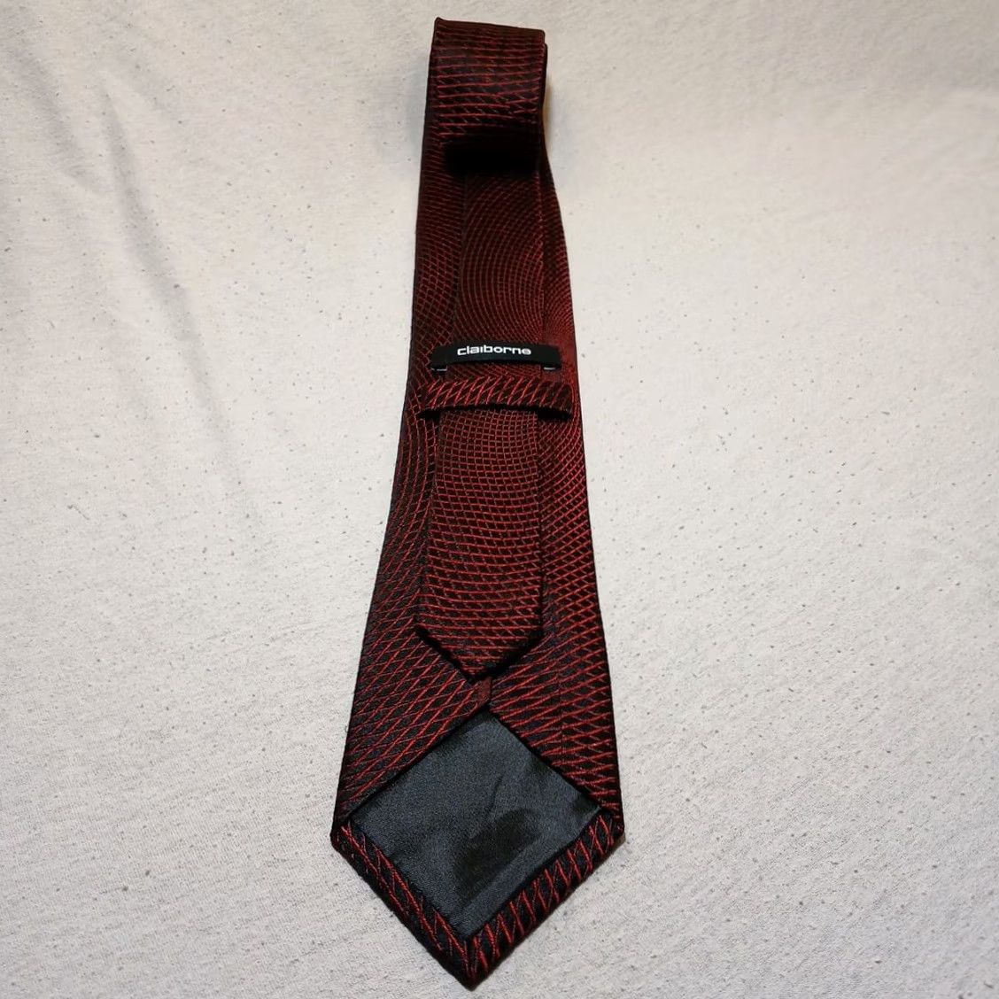 Liz Claiborne Claiborne Tie Silk Black Red Lined Pattern 59" x 3.25" Mens Geometric Classic Patterned Tie Size ONE SIZE - 3 Thumbnail