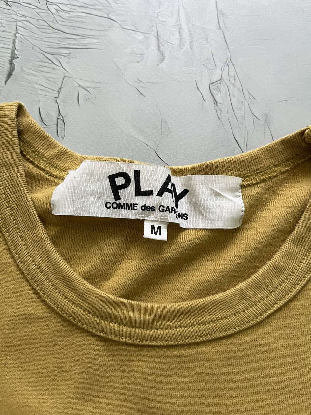 Comme des Garcons Comme des Garcons Vintage T-Shirt Gold Made in Japan Size US M / EU 48-50 / 2 - 4 Thumbnail