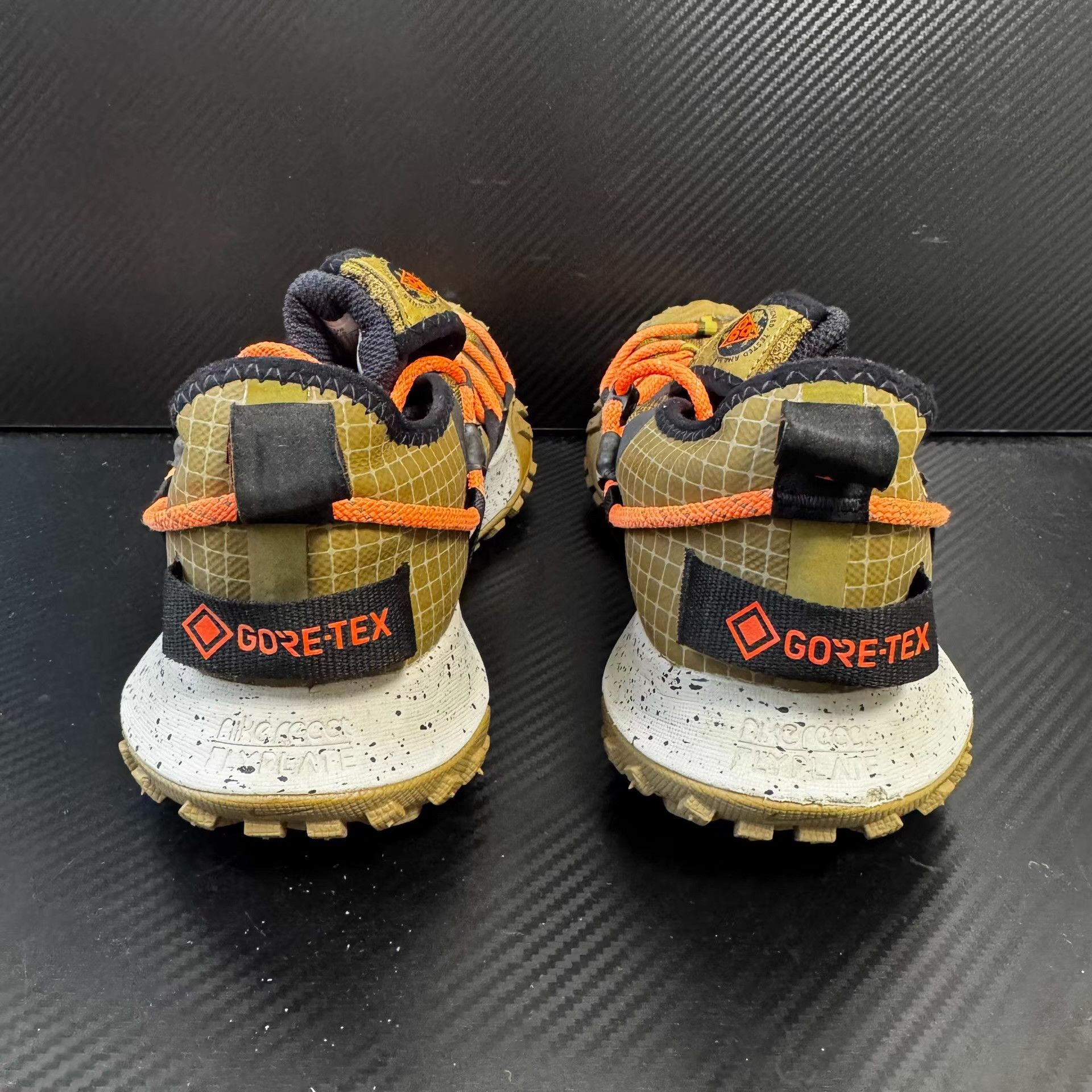 Nike Nike ACG Mountain Fly Low GTX SE Q11 Size US 7.5 / EU 40-41 - 3 Thumbnail