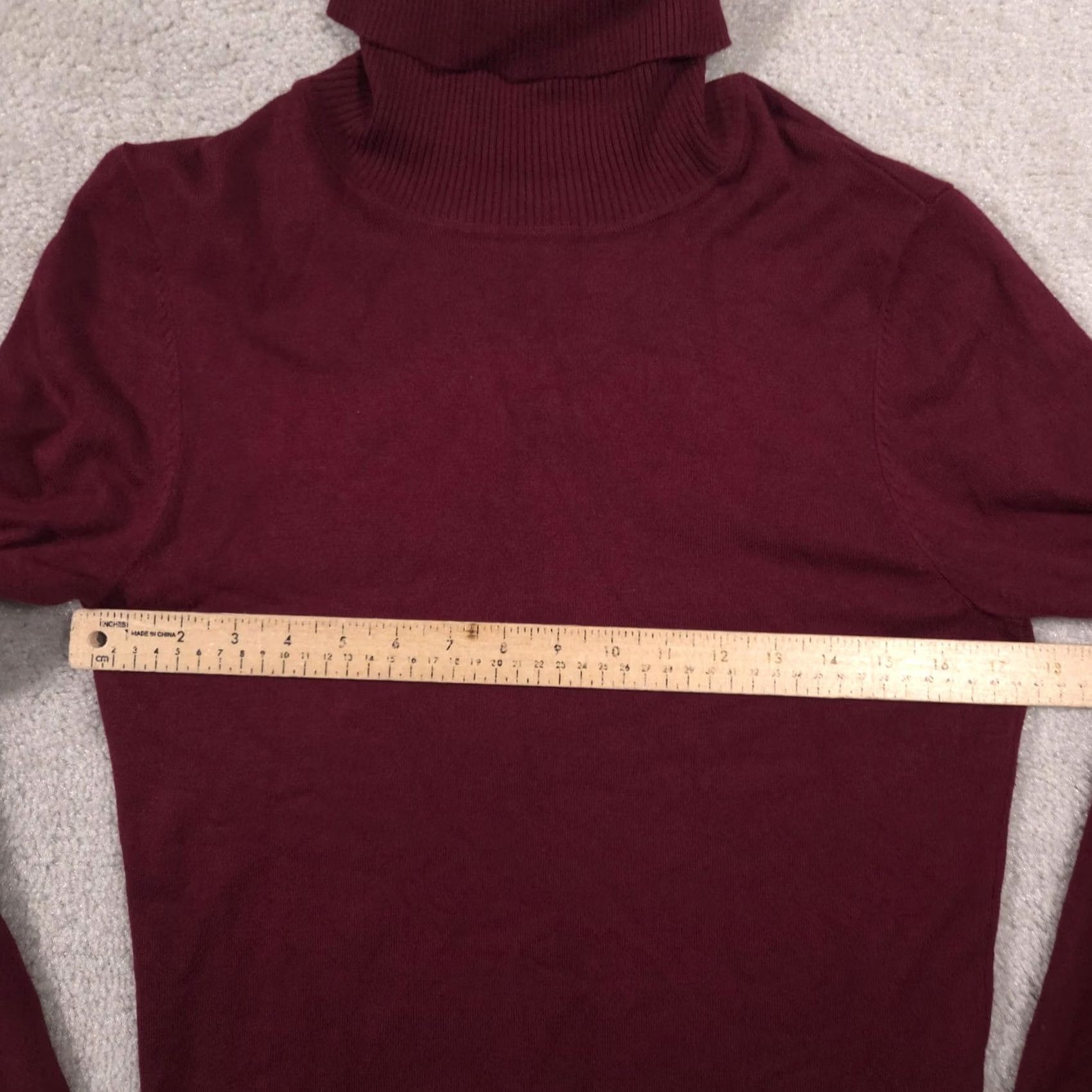 Calvin Klein Calvin Klein Sweater Mens Small Red Turtleneck Lightweight Rayon Knit Pullover Size US S / EU 44-46 / 1 - 7 Thumbnail