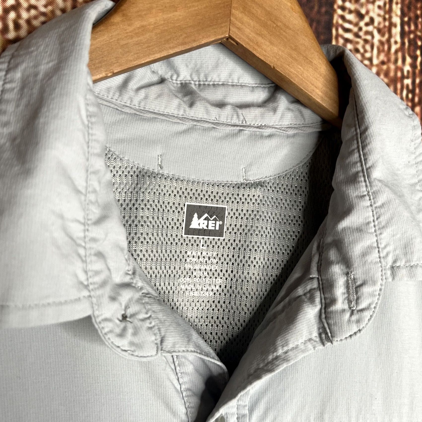 Vintage REI Shirt Button-Up Short Sleeve Gray L Mens Outdoor Hiking Size US L / EU 52-54 / 3 - 2 Thumbnail