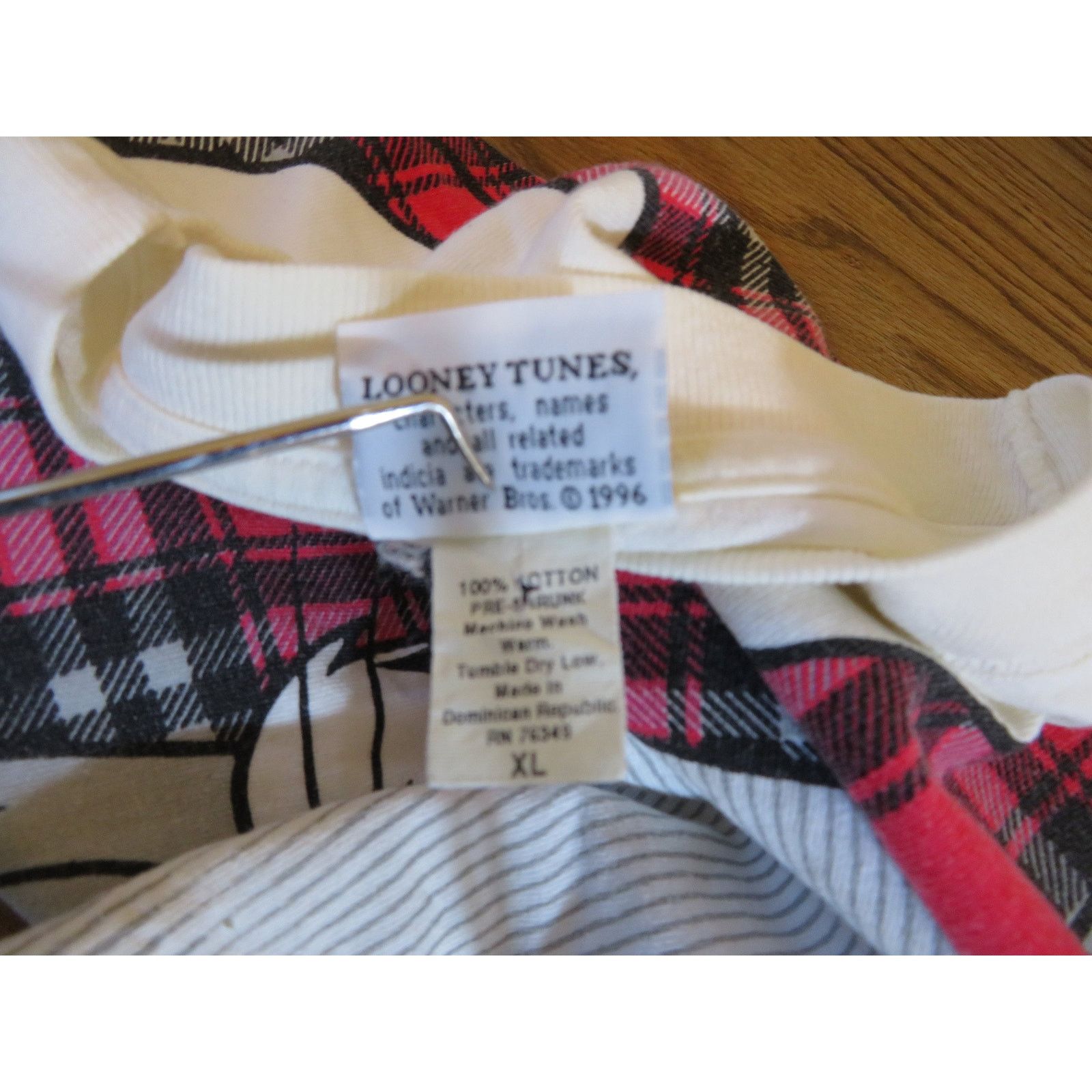 Other Looney Tunes Bugs Bunny Sylvester Tweety T-shirt Sz XL 1990s Size US XL / EU 56 / 4 - 7 Thumbnail