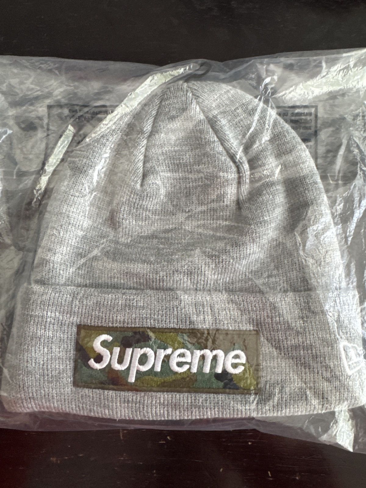 New Era × Supreme Supreme x New Era Box Logo Beanie (Heather Grey/Camo) Size ONE SIZE - 3 Thumbnail