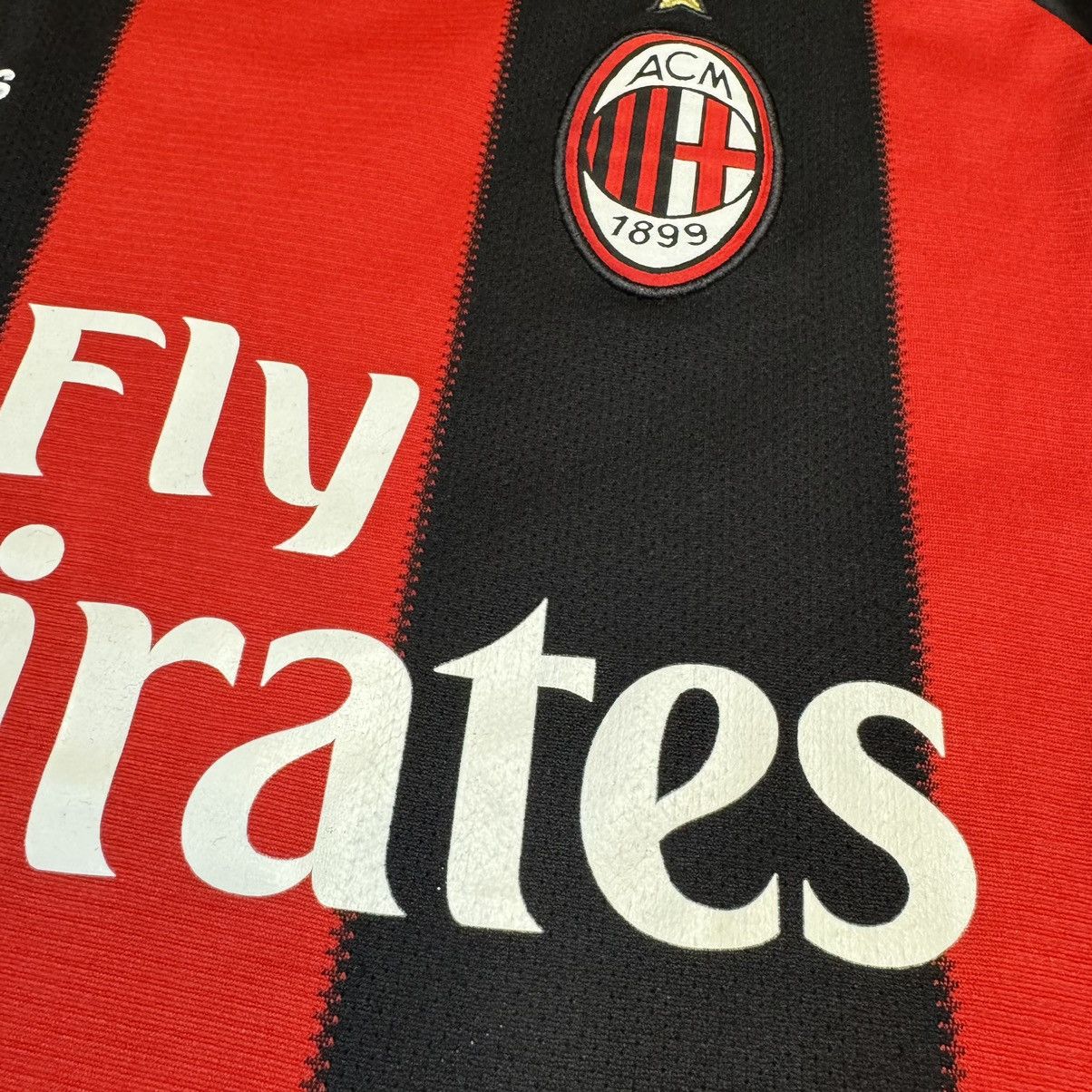 Sports Specialties AC Milan 10/11 home shirt #80 Ronaldinho Size US S / EU 44-46 / 1 - 5 Thumbnail