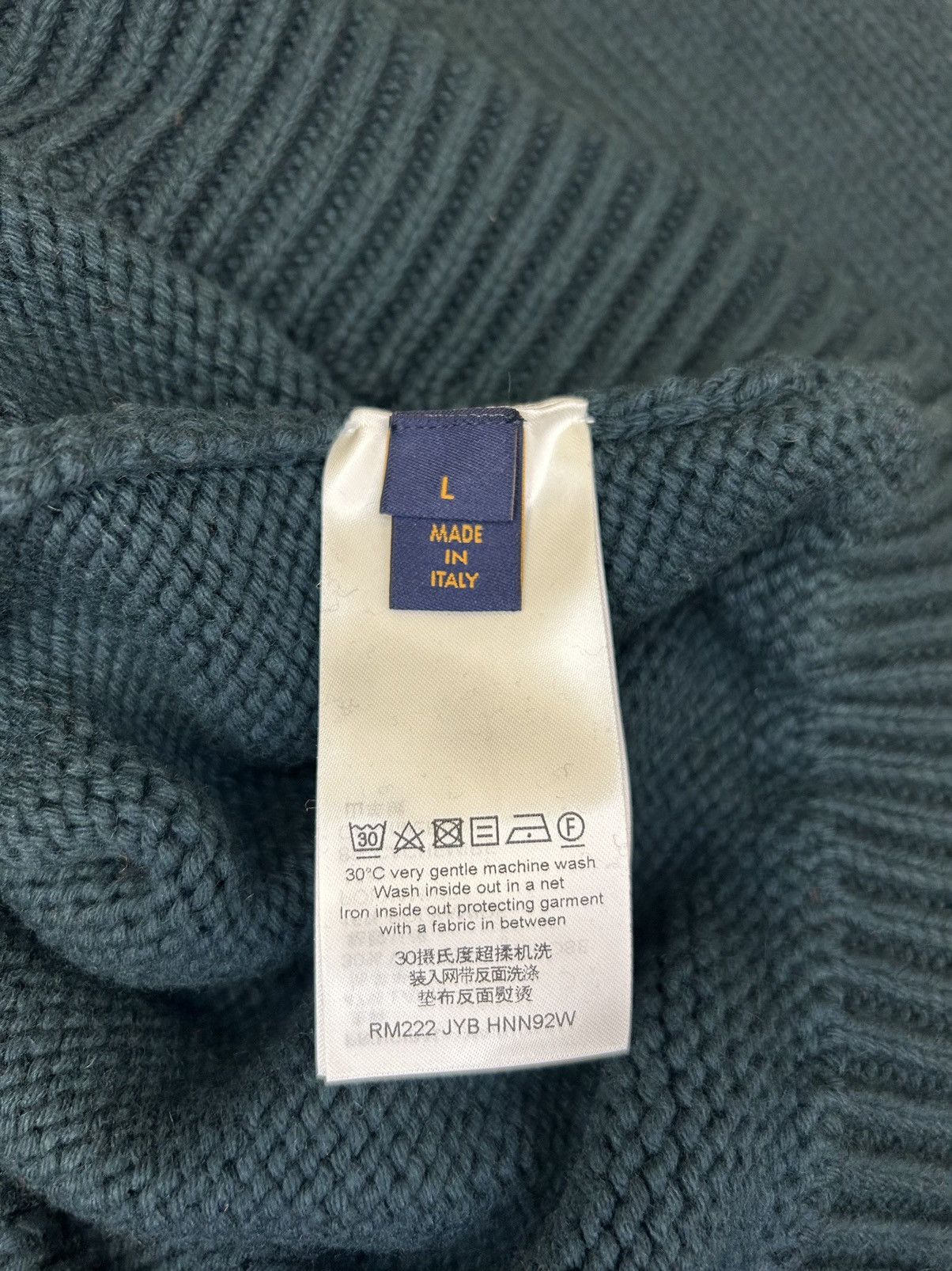 Louis Vuitton LOUIS VUITTON HANDKNIT CREWNECK SWEATER Size US L / EU 52-54 / 3 - 4 Thumbnail