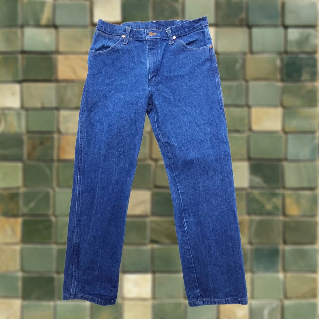 Wrangler Wrangler Cowboy Cut 13MWZ Jeans Mens 34 x 30 Dark Wash Blue Cotton Regular Straight 5-Pocket USA Cowboy Mens Size US 34 / EU 50 - 1 Thumbnail
