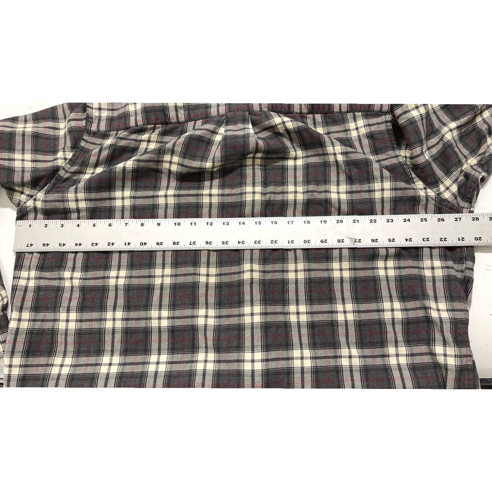 Eddie Bauer Eddie Bauer Shirt Men XL Gray White Red Plaid Long Sleeve Button-Up Casual Travel MENS Size US XL / EU 56 / 4 - 6 Thumbnail